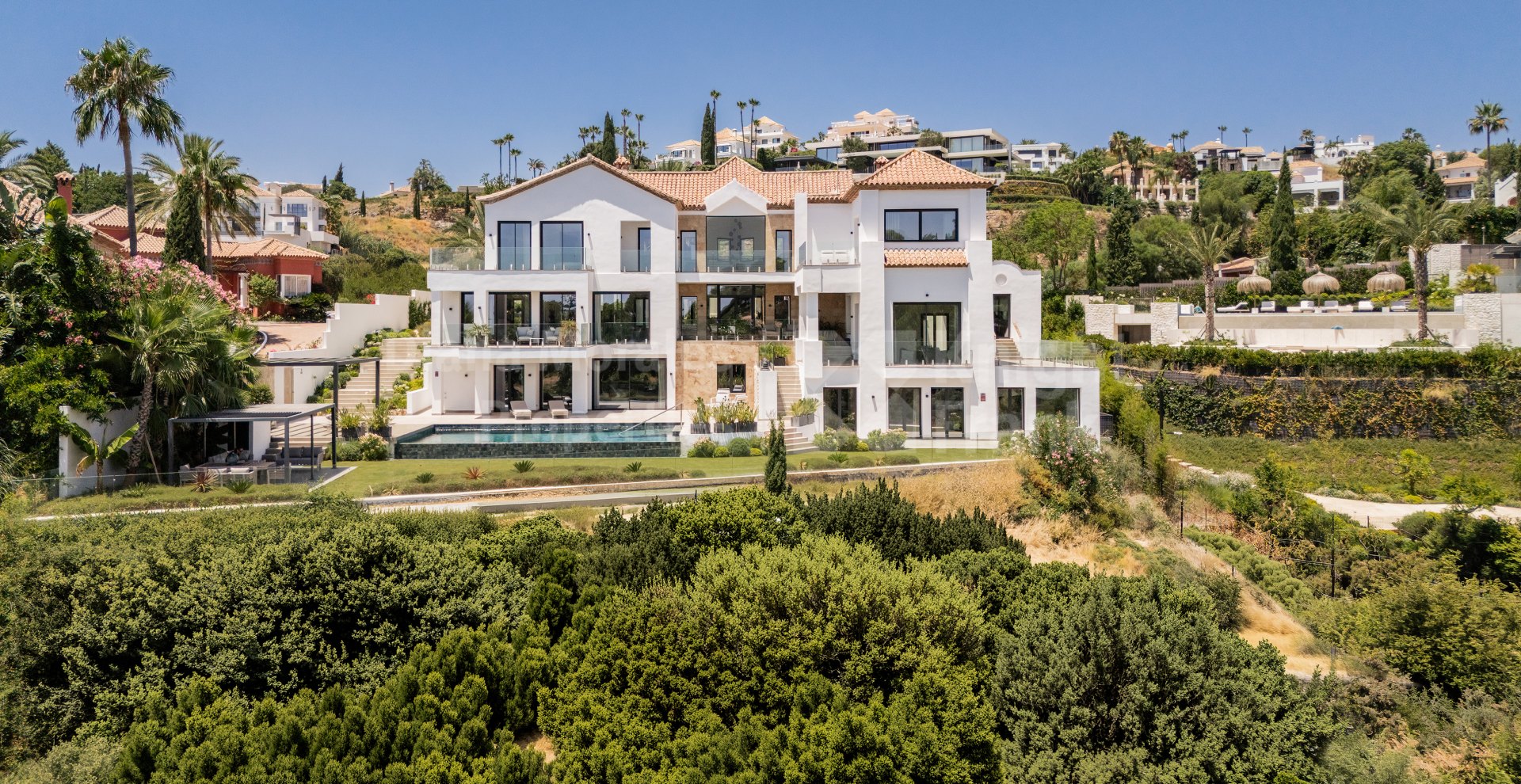 Villa Rebecka, villa en première ligne de golf avec de magnifiques vues dans une communauté fermée