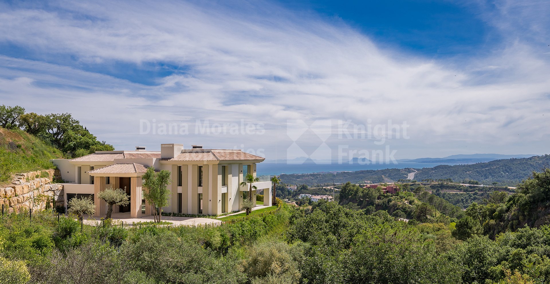 Villa Quercus with Panoramic Views in Marbella Club Golf Resort
