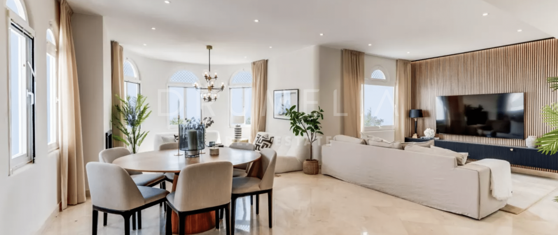 Penthouse for sale in Jardines de Colgantes, in Marbella Golden Mile