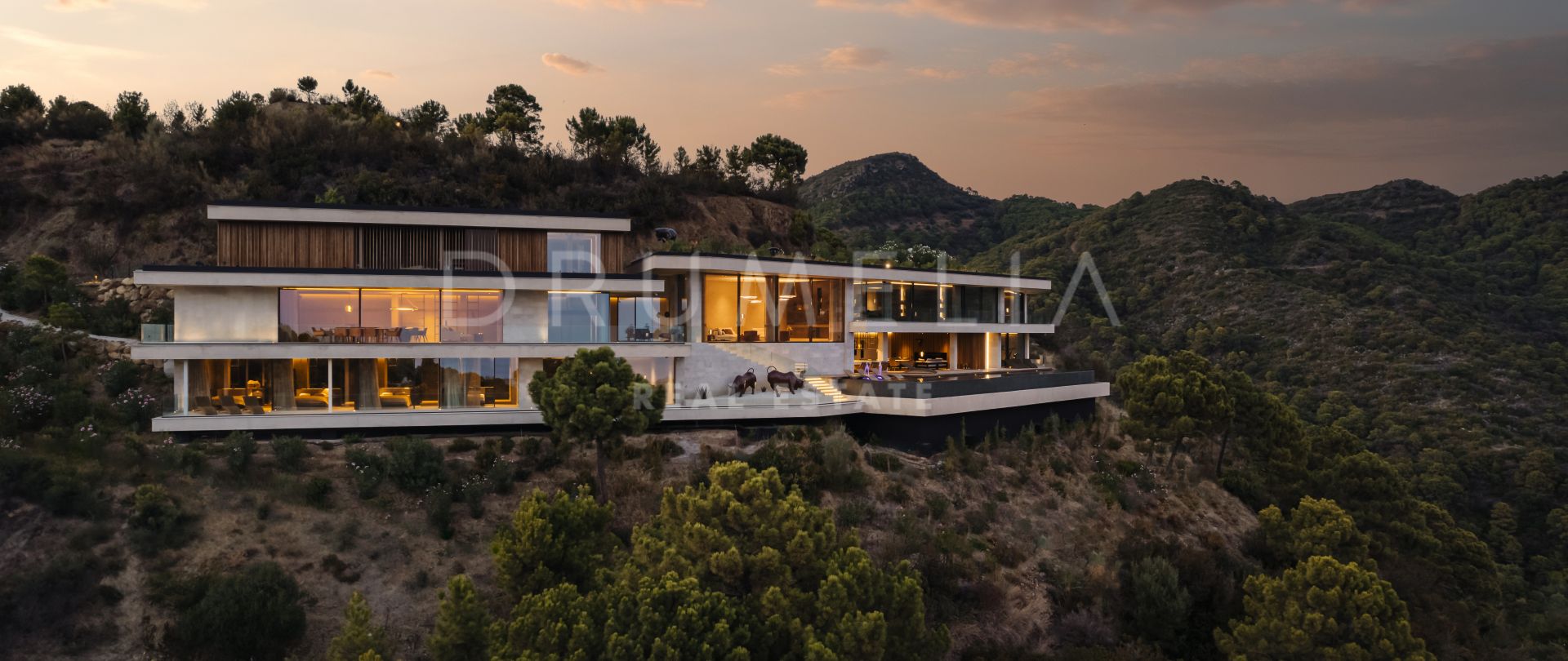 Casa Cuiabá - Nieuwe milieuvriendelijke moderne luxe villa met panoramisch uitzicht op zee in het prachtige Monte Mayor, Benahavis