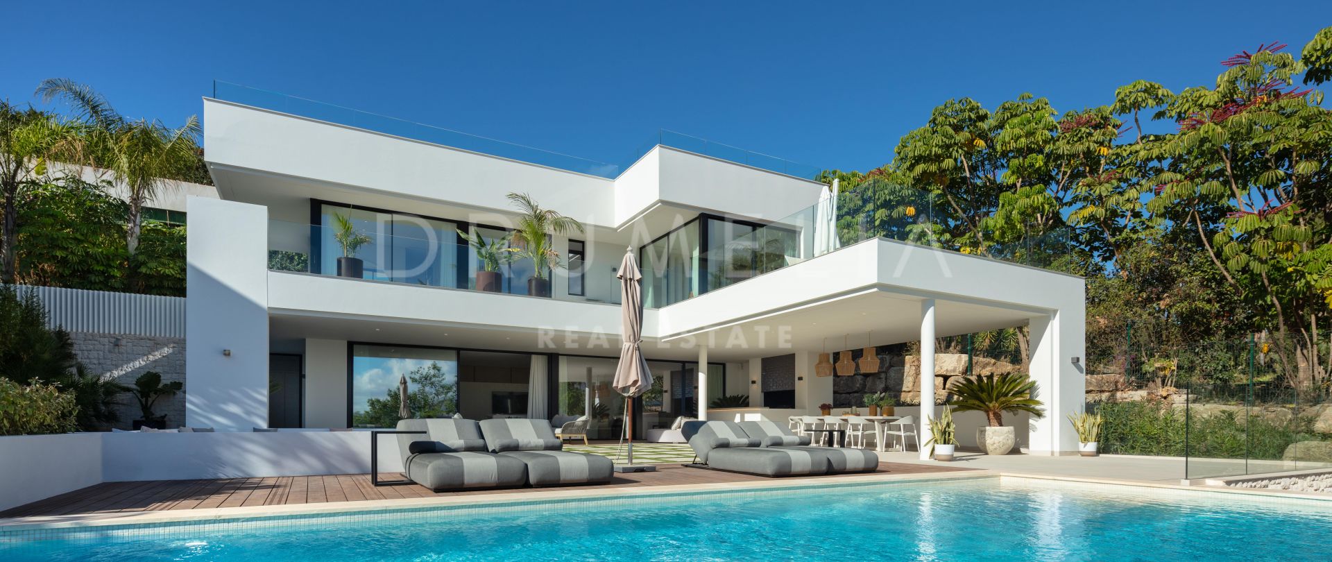 Villa Cassia - Exklusivt, fantastiskt modernt hus i Las Brisas Golf, Nueva Andalucía
