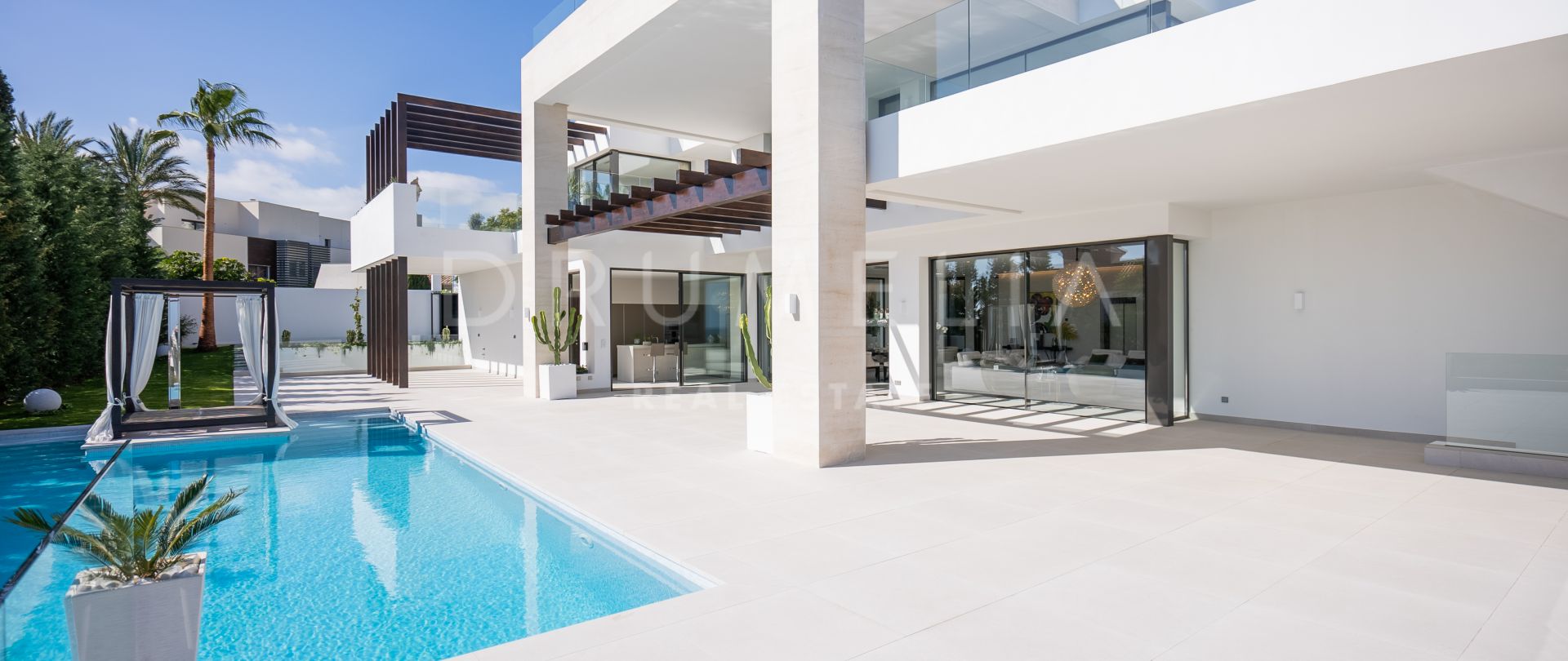 Erstaunliche brandneue moderne Luxus-Villa mit atemberaubender Aussicht, Los Flamingos Golf