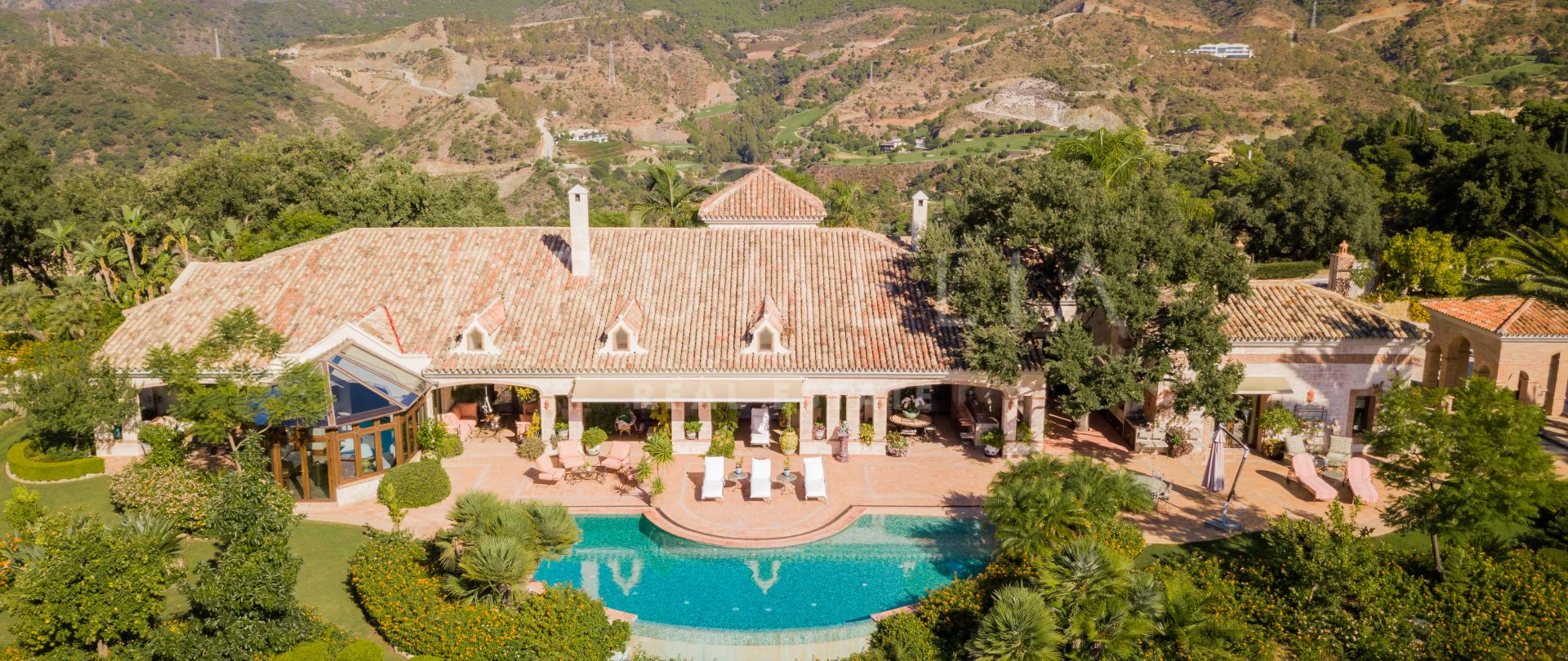Uitstekende Elegante Klassieke Mediterrane Luxe Villa, Zagaleta, Benahavis