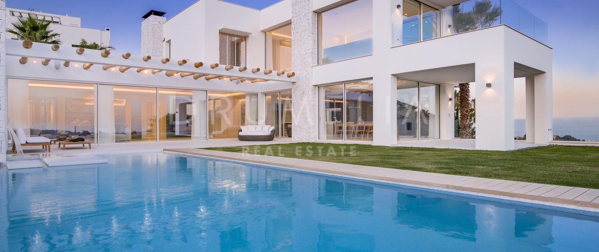 Brand-New Stunning Eco-friendly Luxury Villa in Selwo, Estepona