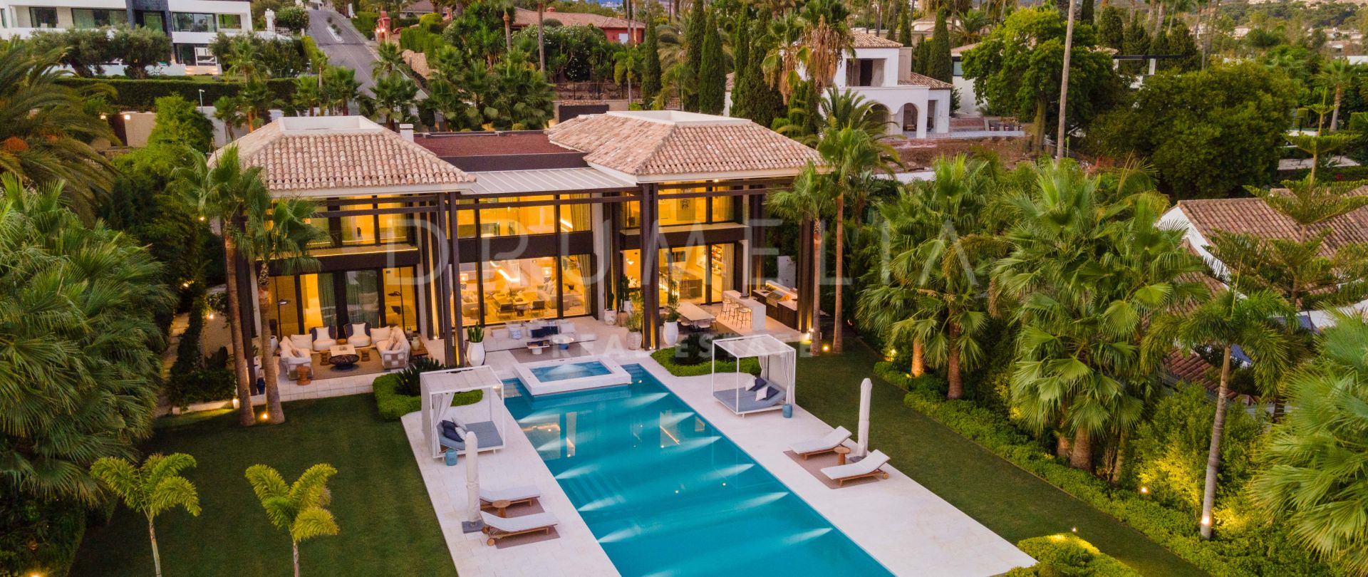Eerstelijns golf , gloednieuw ultra-modern luxe herenhuis in La Cerquilla, Nueva Andalucía Marbella