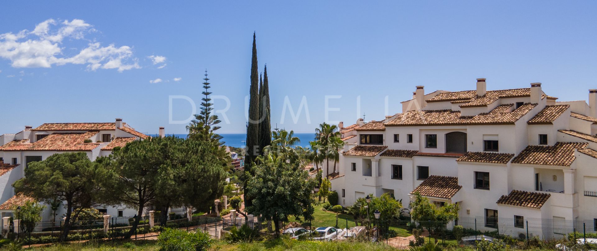Fantastisk tomt med havsutsikt i Balcones de Sierra Blanca, Golden Mile, Marbella