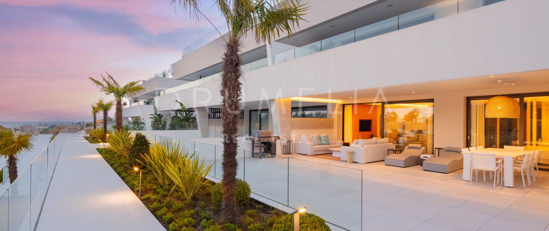 EPIC 9 - Ny stilfull modern lyxig duplex på bottenvåningen, Golden Mile, Marbella