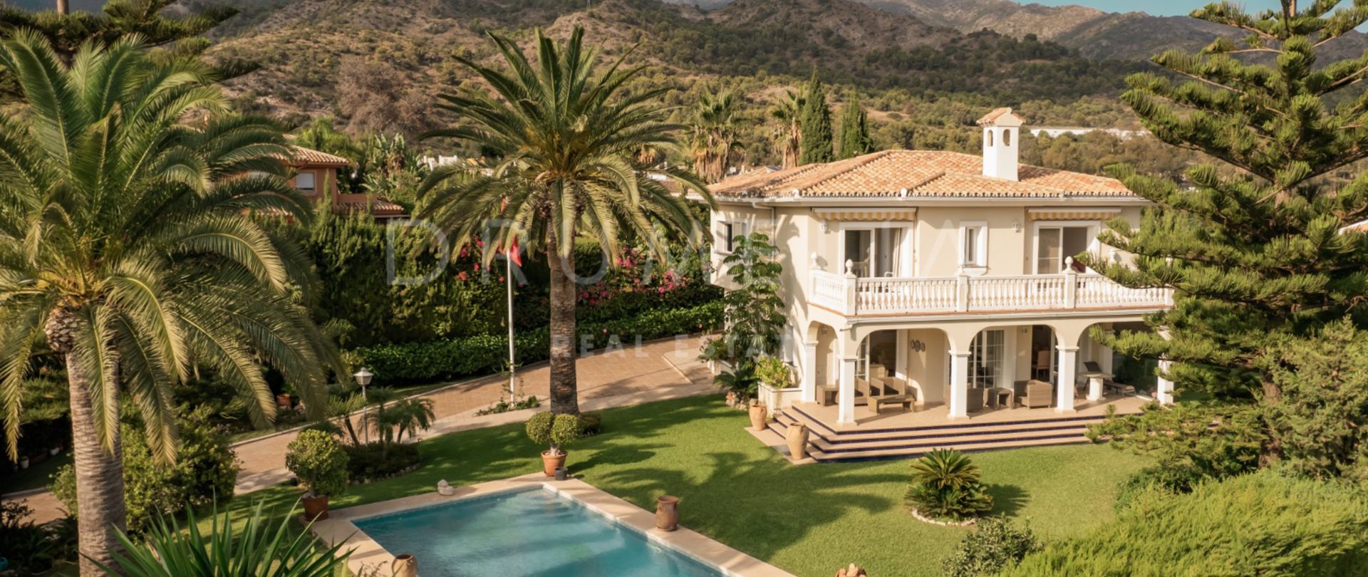Elegante villa de alto standing de estilo mediterráneo en la bella Marbella