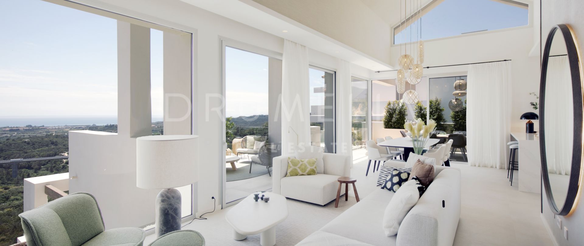 Sensationelles Penthouse mit unglaublichem Panorama, Marbella Club Hills, Benahavis