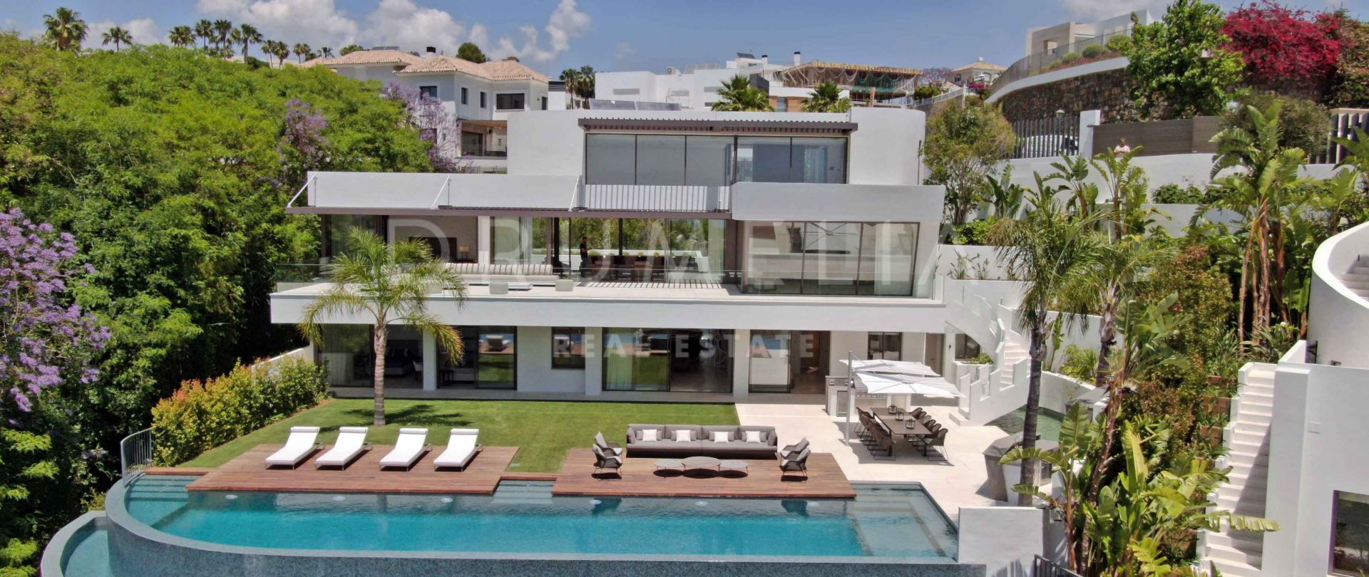 Unieke gloednieuwe eigentijdse luxe villa, La Quinta Golf, Benahavis