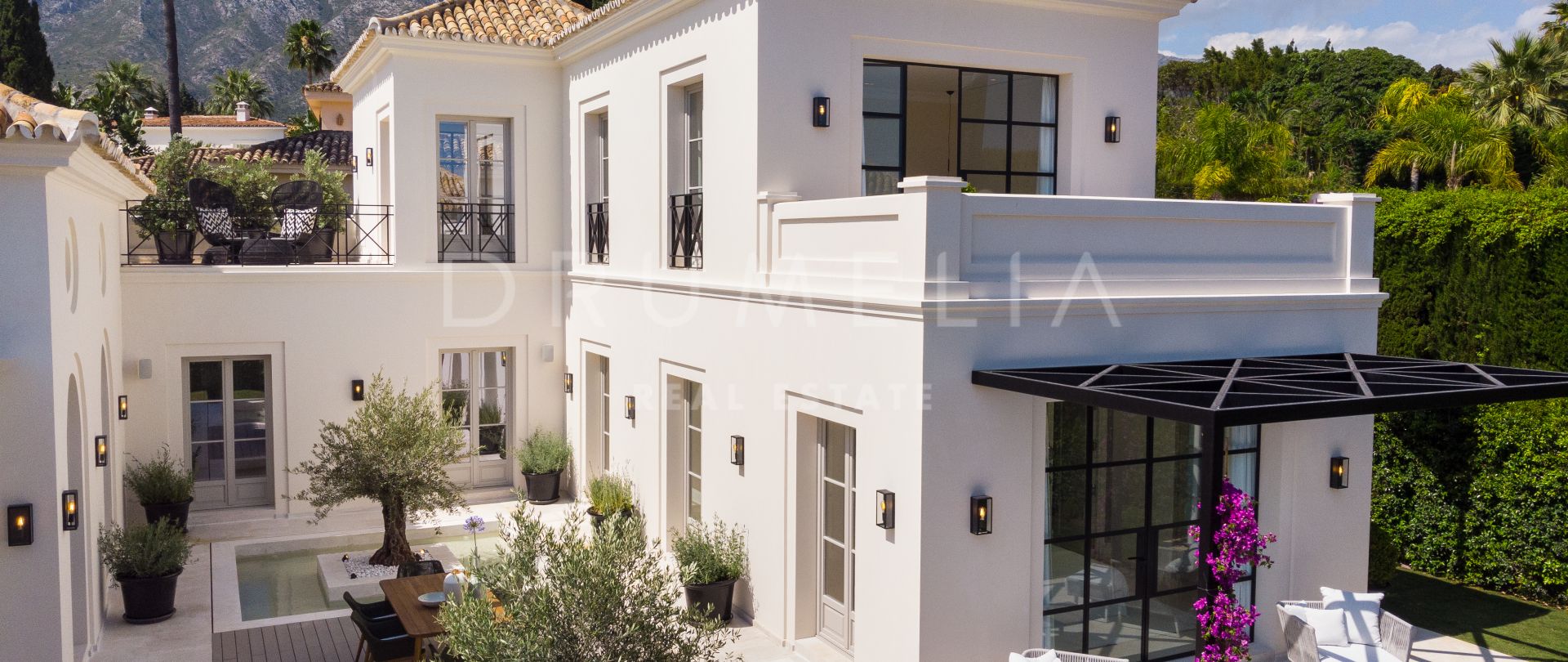 Twee elegante designer villa's gelegen in Nagueles - Golden Mile