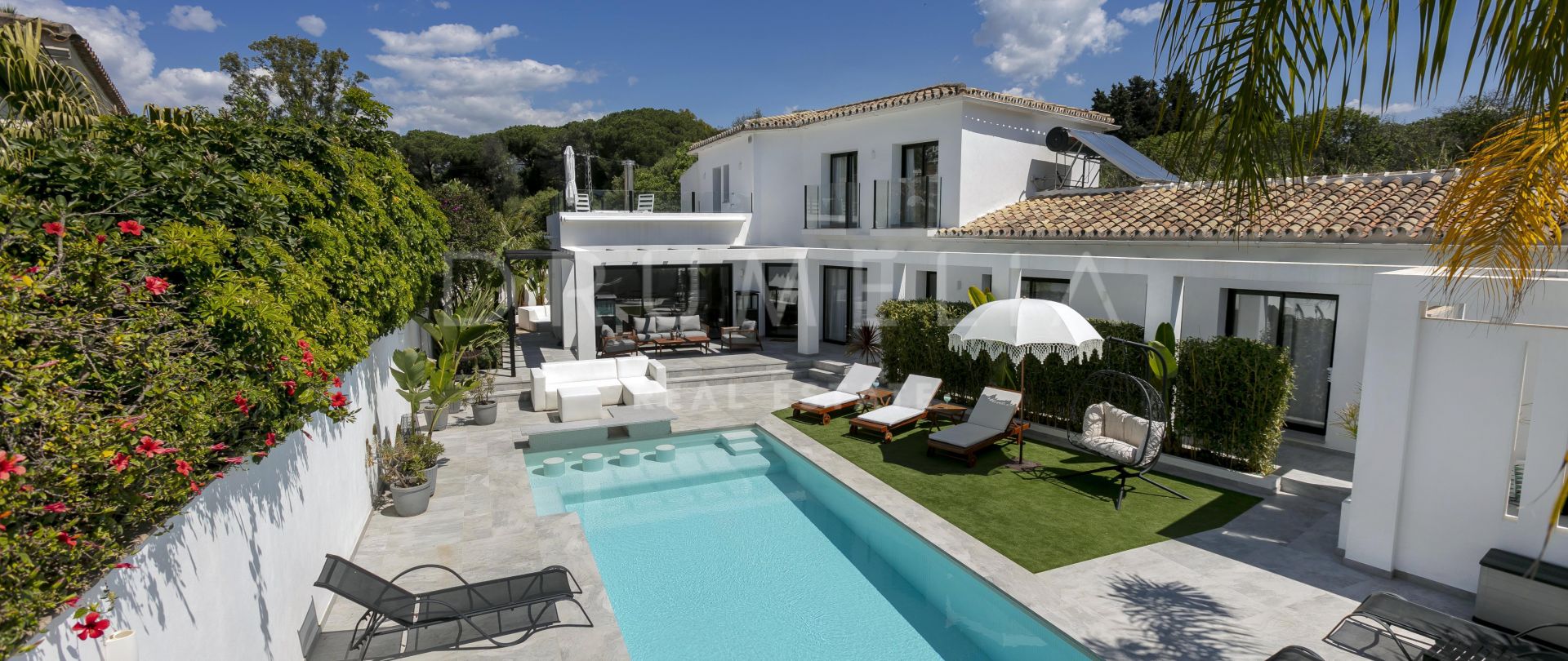 Luxury Contemporary-Classic Villa in Puerto Banus