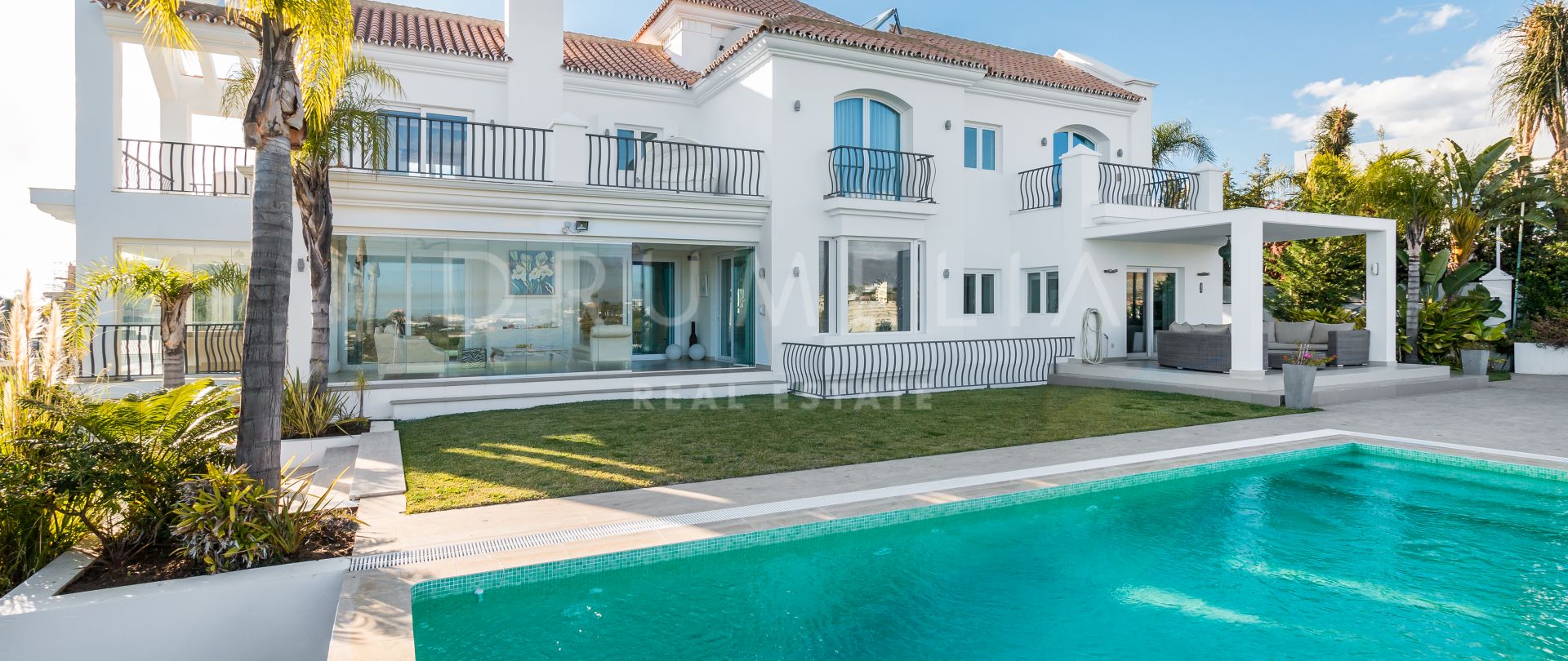 Faszinierende moderne Luxus-Villa mit Panoramablick, Los Flamingos, Benahavis