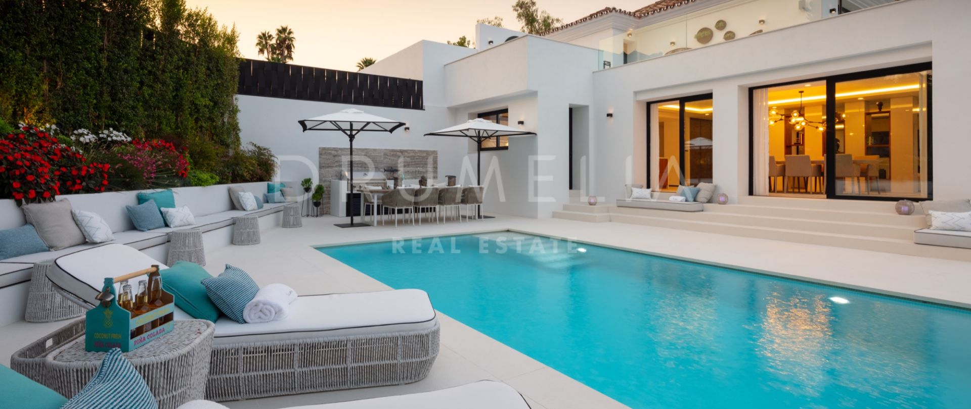 Lotus 5 - Fabuleuse villa haut de gamme de style moderne dans la vallée du golf de Nueva Andalucía.