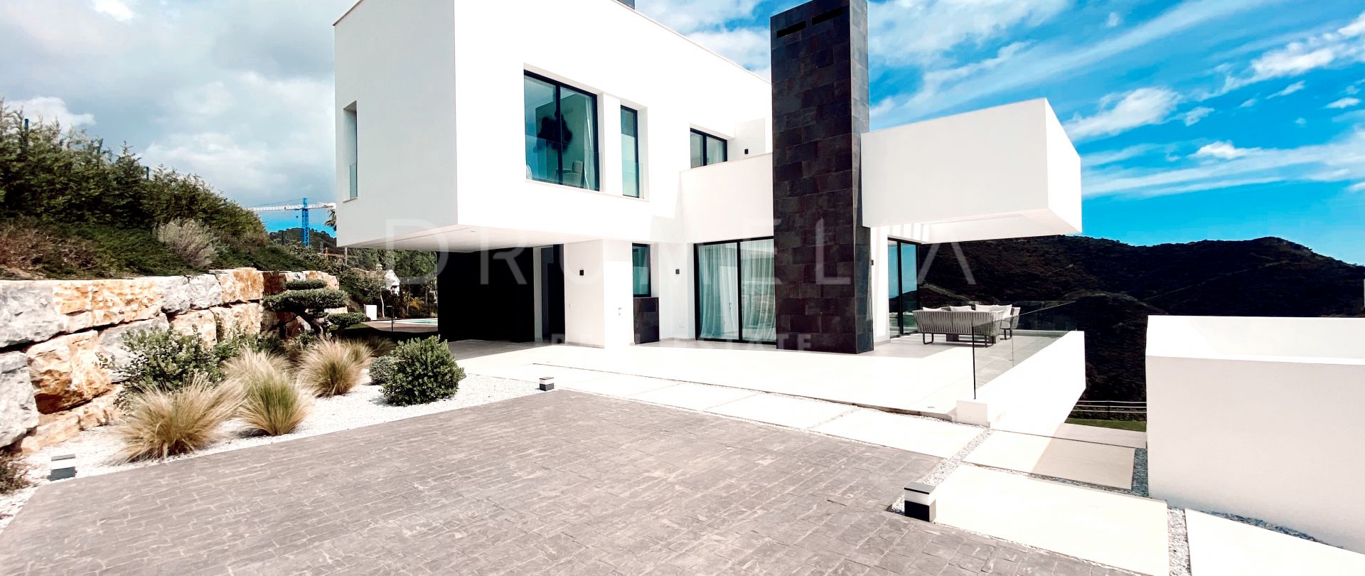 Brandneue stilvolle moderne Luxus-Villa, Monte Mayor, Benahavis