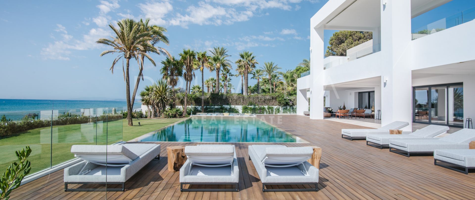 La Perla Blanca - Werkelijk adembenemende moderne villa aan zee, El Paraiso Barronal, Estepona