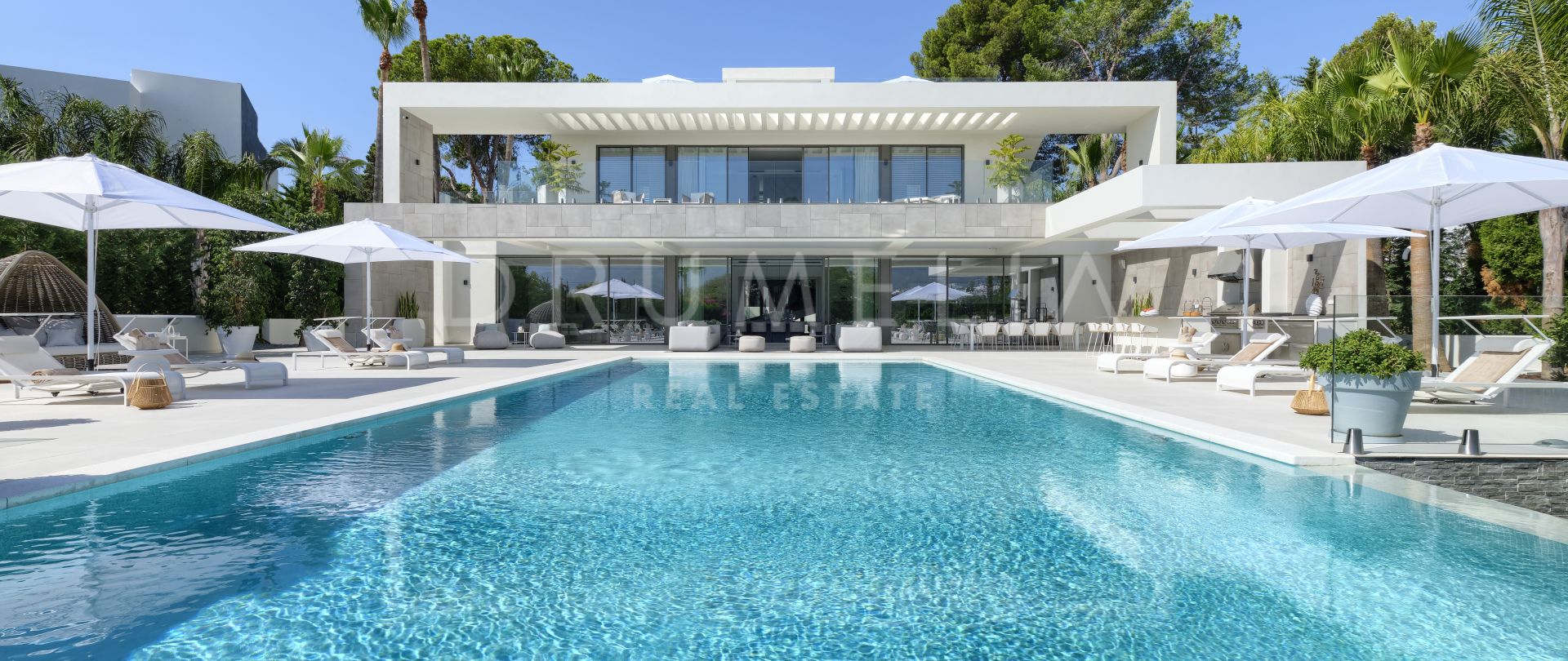 La Villa - New Stylish Frontline Golf Modern Luxury House in Nueva Andalucía, Marbella