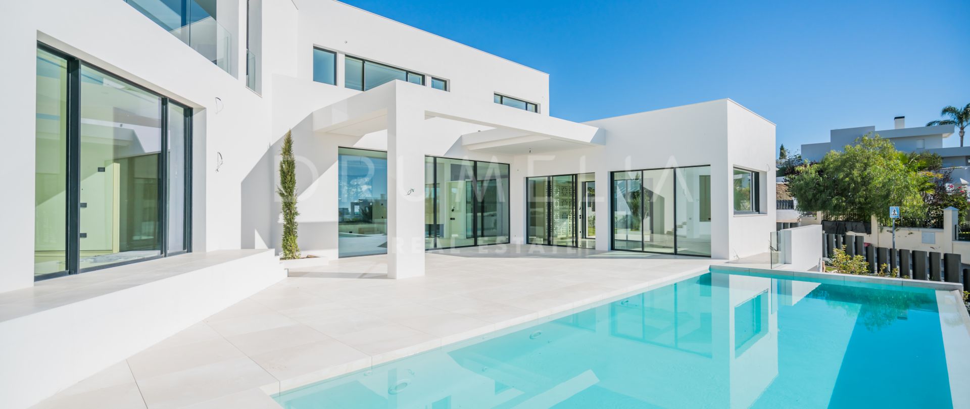 Villa de luxe contemporaine élégante, Haza del Conde, Nueva Andalucía, Marbella
