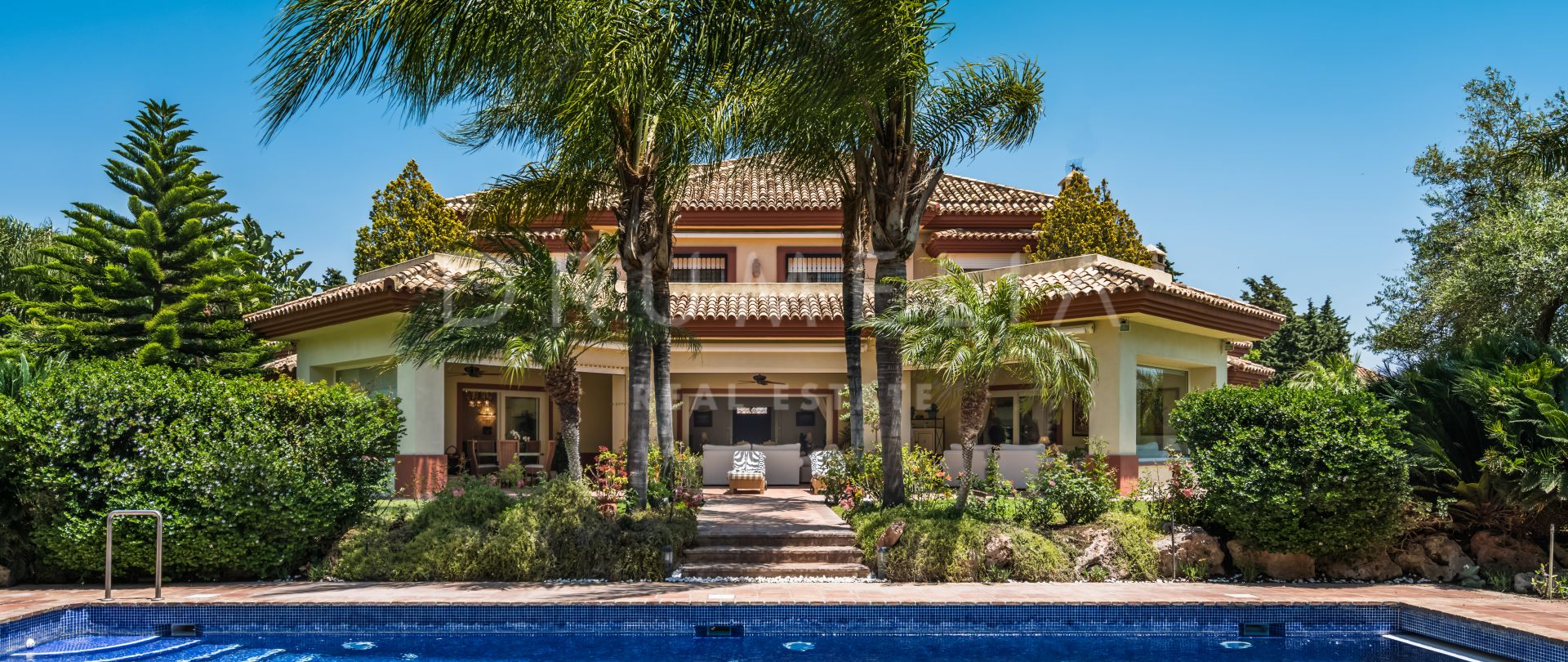 Remarkable Luxury Villa with Mediterranean vibe in Guadalmina Baja, San Pedro de Alcantara