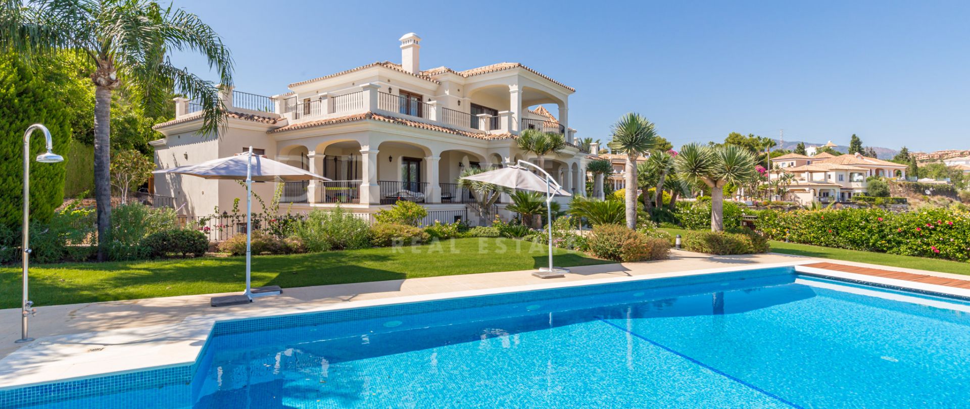 Outstanding renovated luxury villa with spectacular panoramic views in El Paraiso Alto, Benahavis