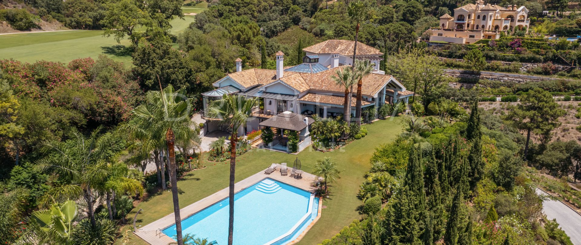 Spectacular high-end family grand villa with delightful views in high La Zagaleta, Benahavis