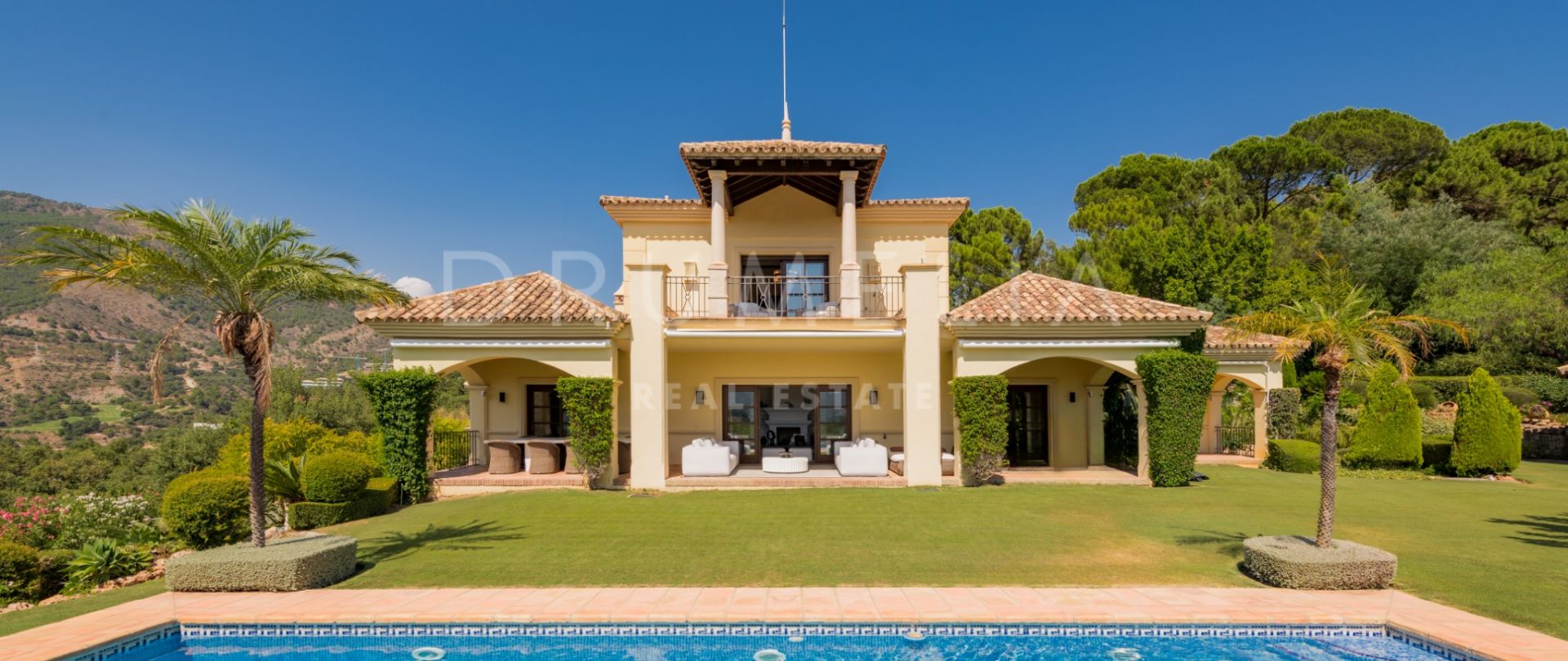 Beautiful Mediterranean-style luxury villa in the heart of privileged La Zagaleta, Benahavis