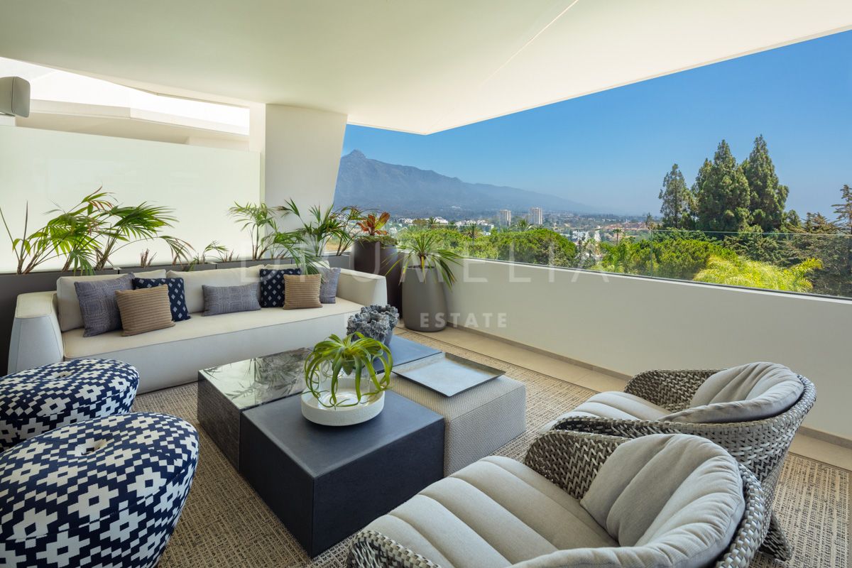 Magnificent semi-detached modern luxury villa in new high-end development, Nueva Andalucia, Marbella