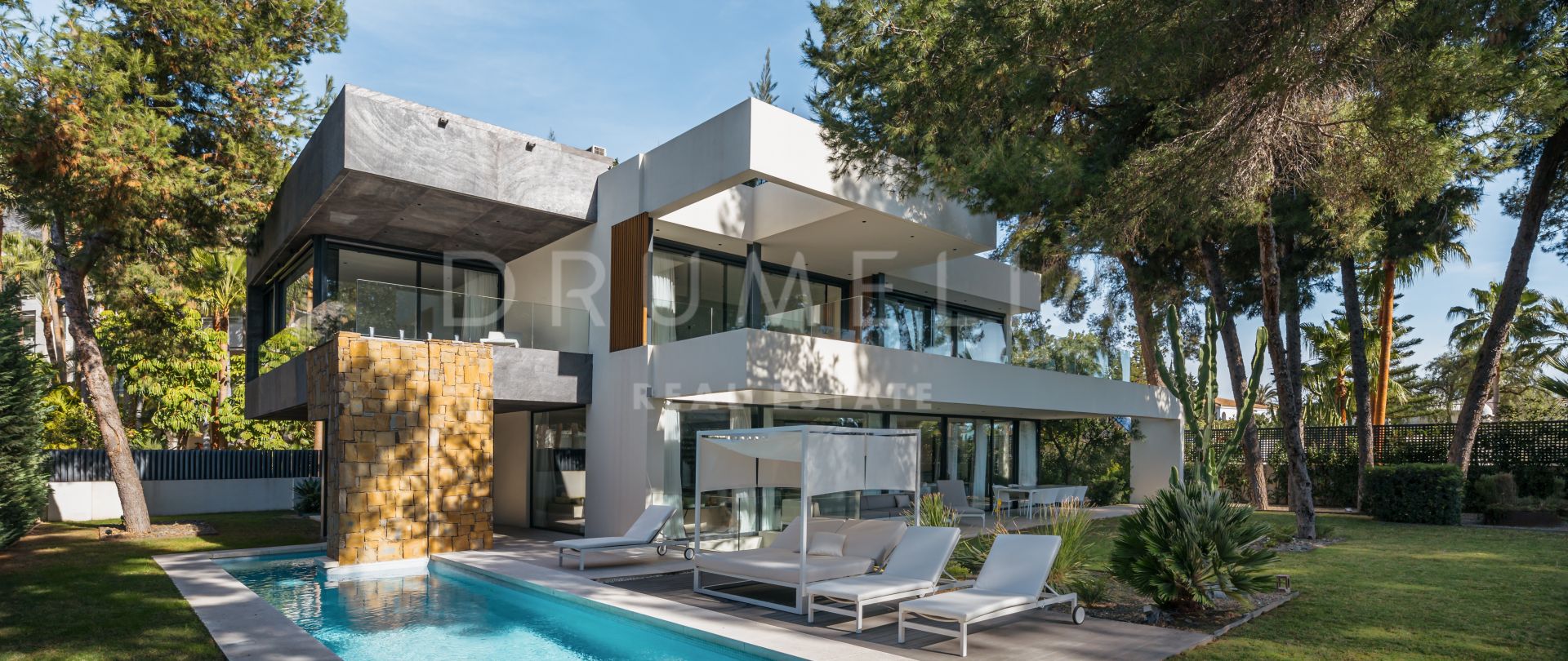 Outstanding Contemporary Villa in Rocio de Nagüeles, Marbella Golden Mile