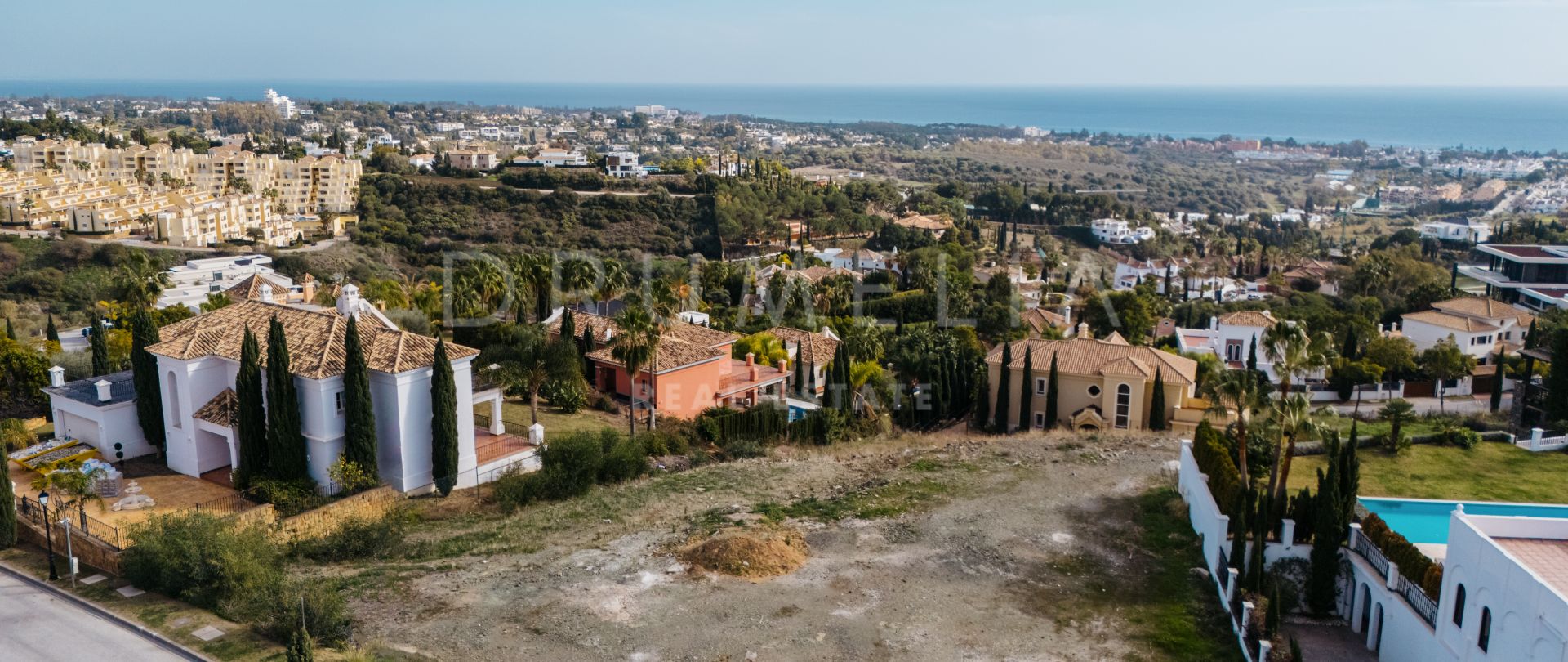 Plot with panoramic views for sale in Los Flamingos, Benahavís