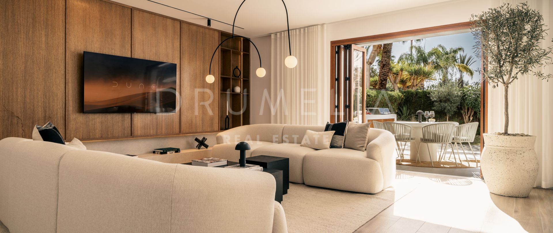 Charming and Newly Renovated Scandinavian Style Townhouse in Nueva Andalucia, Marbella