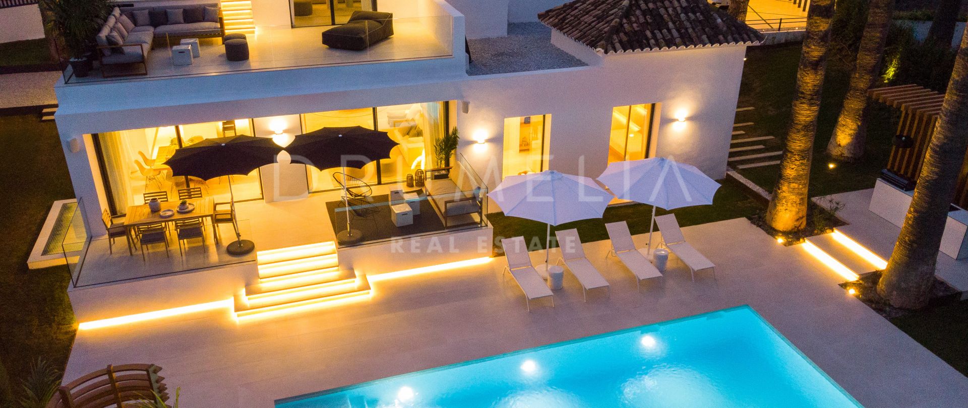 Villa moderne dans la Golf Valley avec une touche andalouse, piscine chauffée