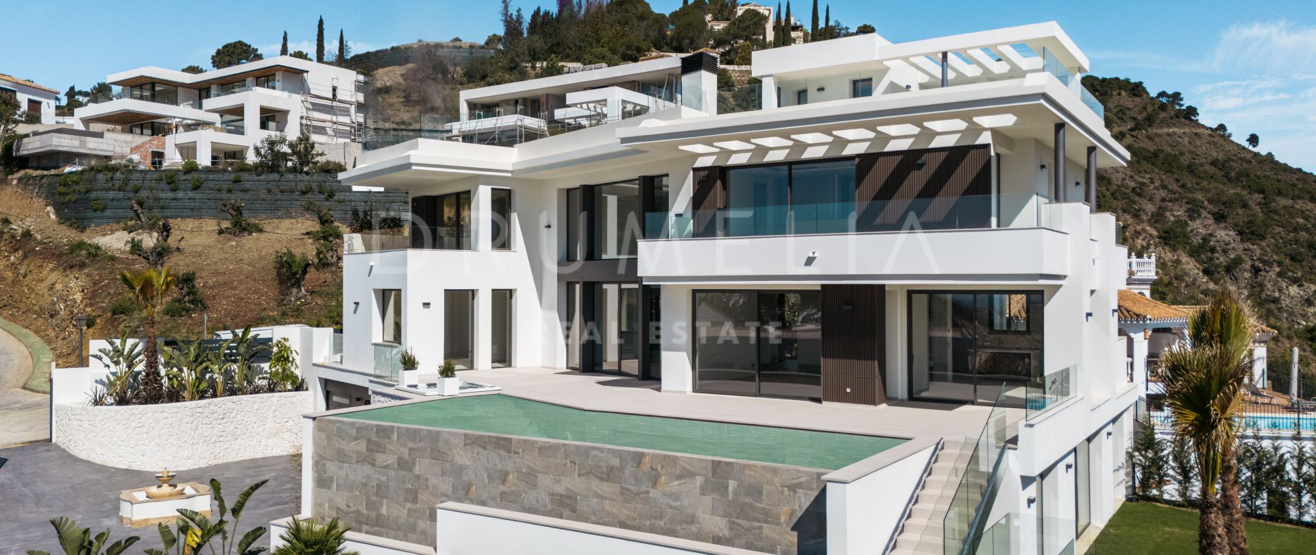 Lomas 10 - Modern helt ny villa i prestigefyllda Lomas de la Quinta, Marbella med fantastisk utsikt över havet och bergen