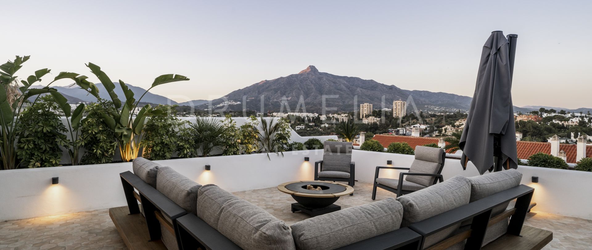 Vollständig aktualisiert 3-Zimmer-Penthouse mit Bergblick in Jardines de Andalucía