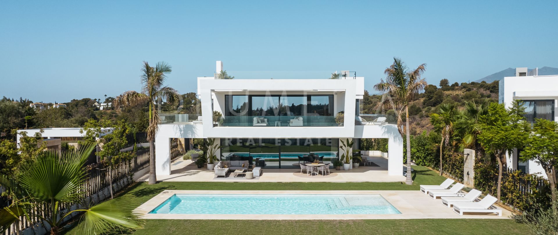 Casa Atria 5 - Lyxig modern villa i privat gated community, Marbellas Golden Mile