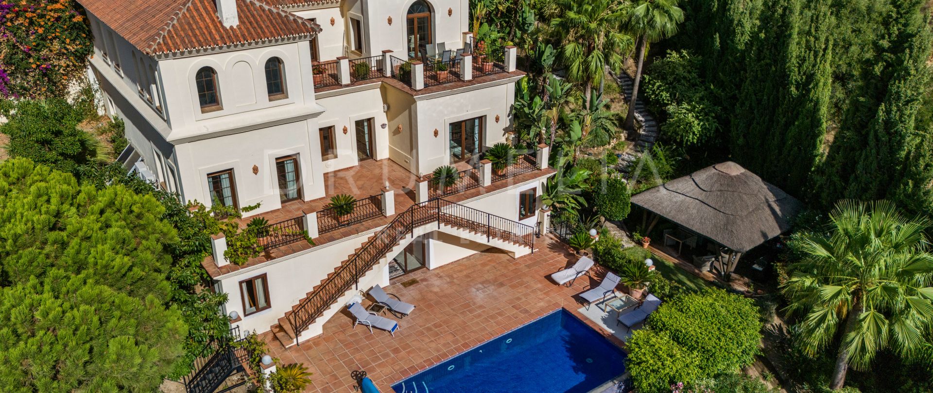 Maison de rêve avec Vue Incroyable sur La Montagne et Piscine Privée à Monte Mayor, Benahavis