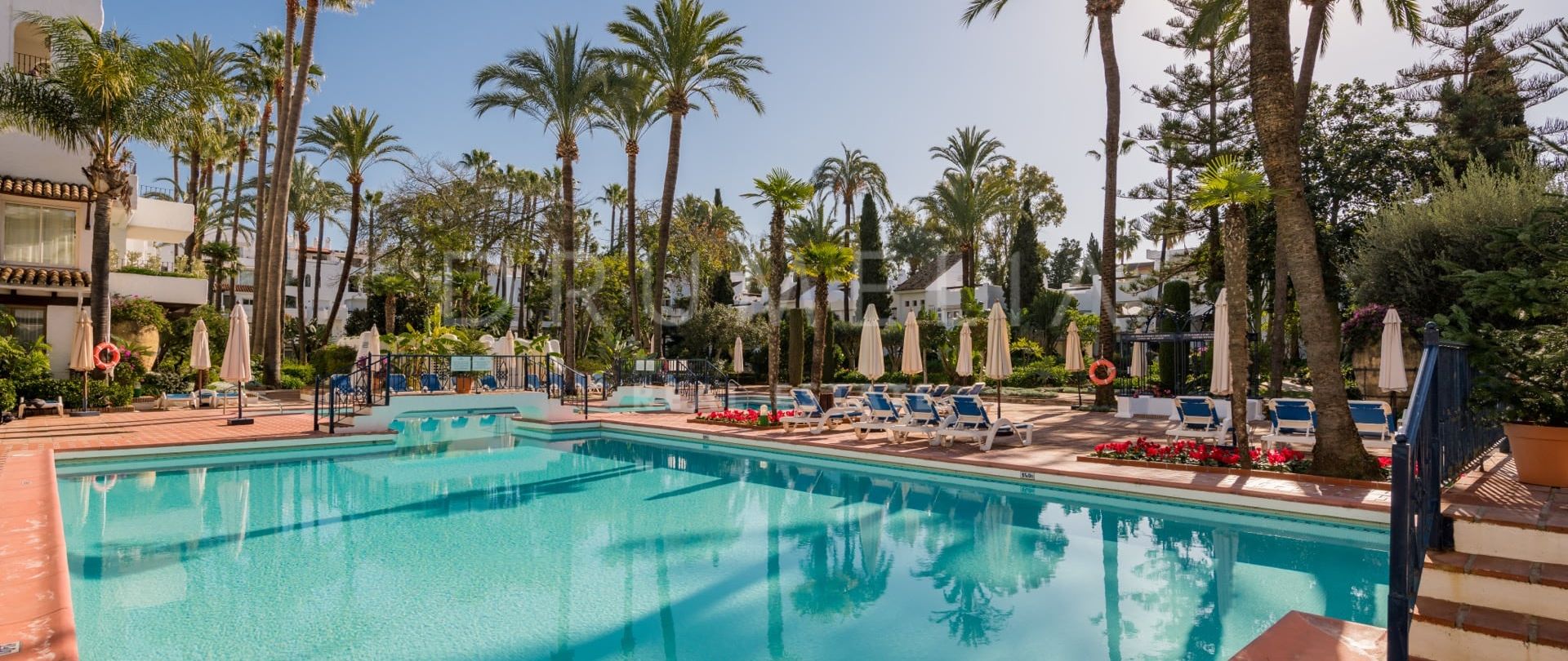 Дуплекс на продажу в Alcazaba, Marbella - Puerto Banus