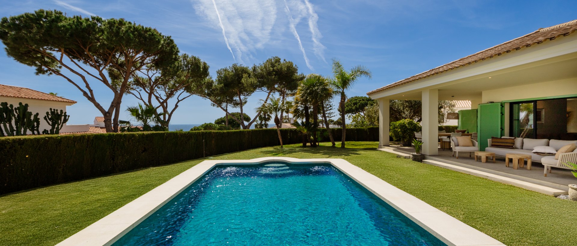 Mediterranean villa with heated pool, barbecue, terrace and close to the sea, in La Cala de Mijas