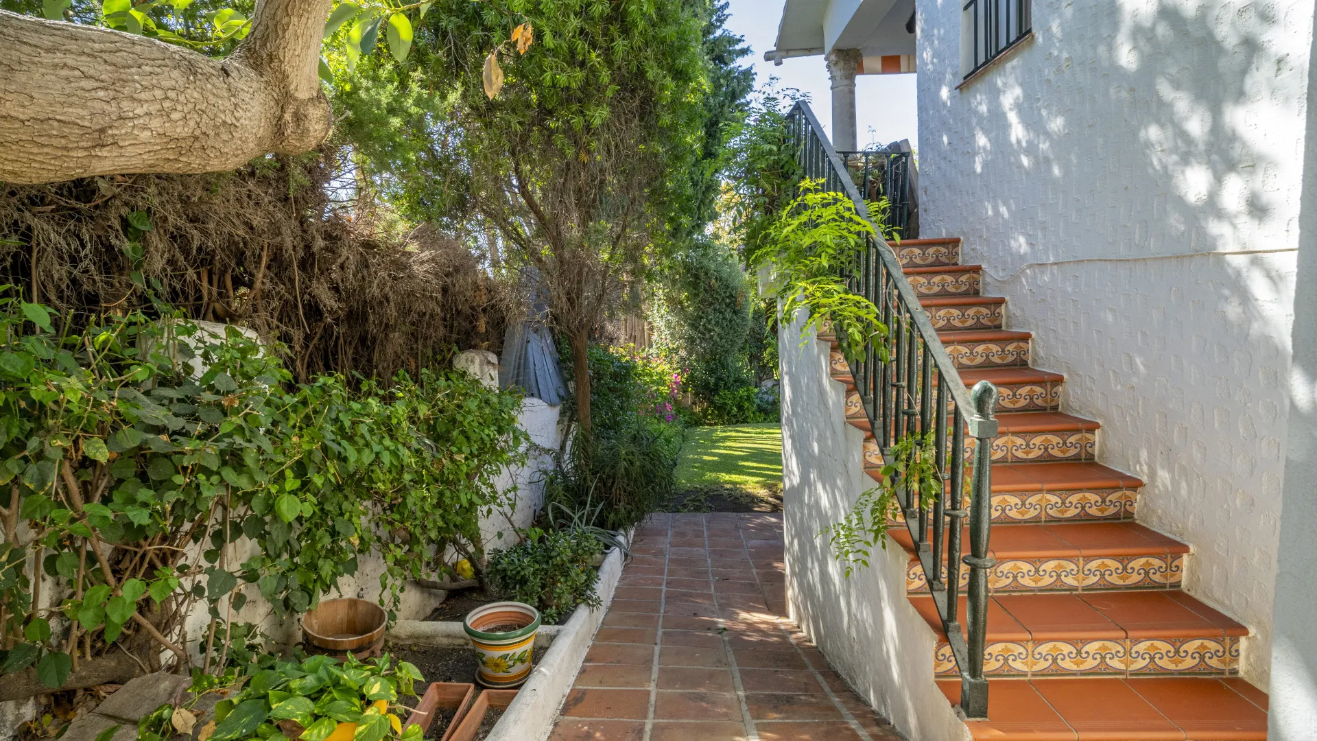 Villa en venta con 4 dormitorios en Guadalmina Alta