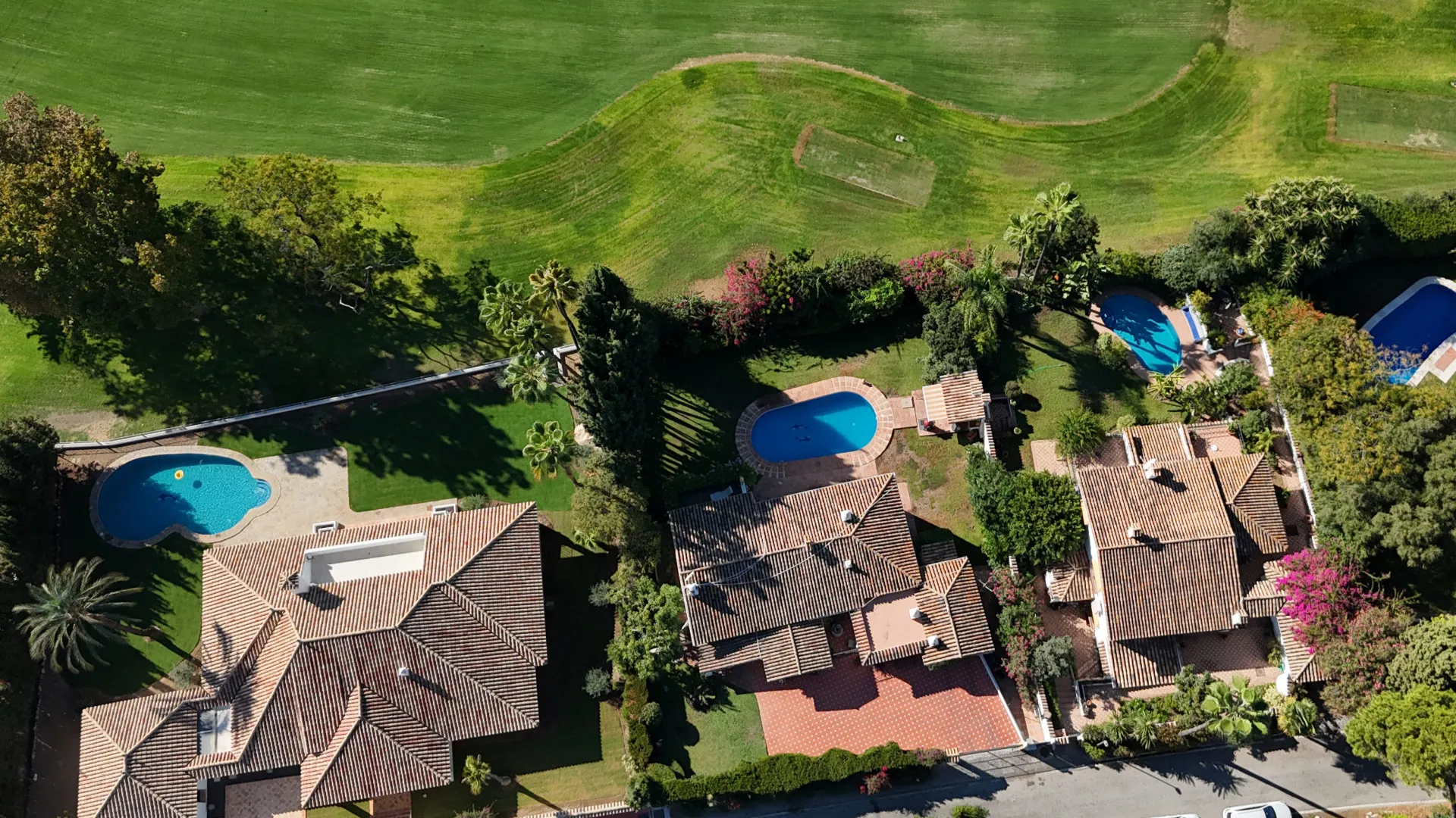 Villa en venta con 4 dormitorios en Guadalmina Alta