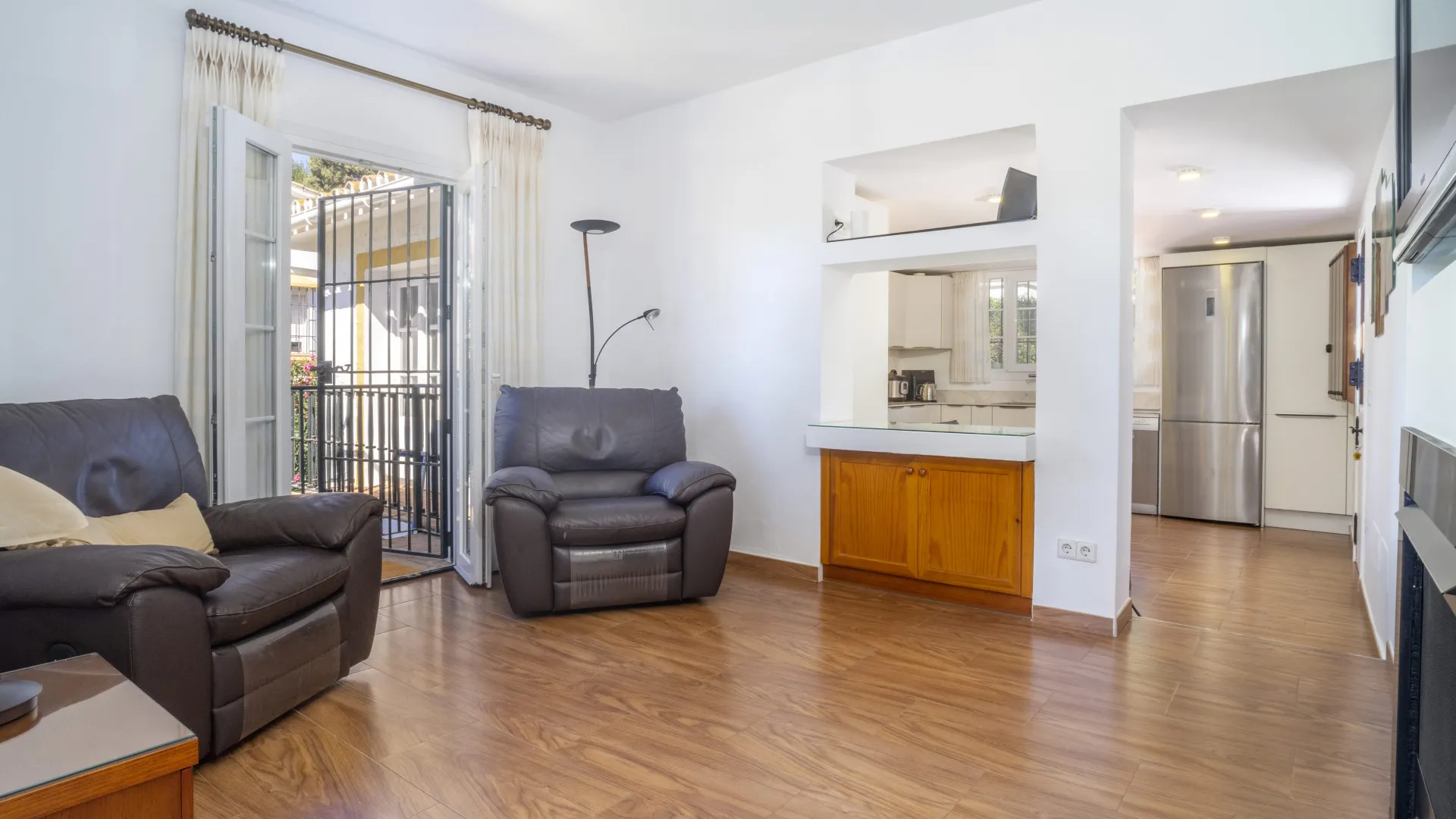 Villa en venta con 4 dormitorios en Guadalmina Alta