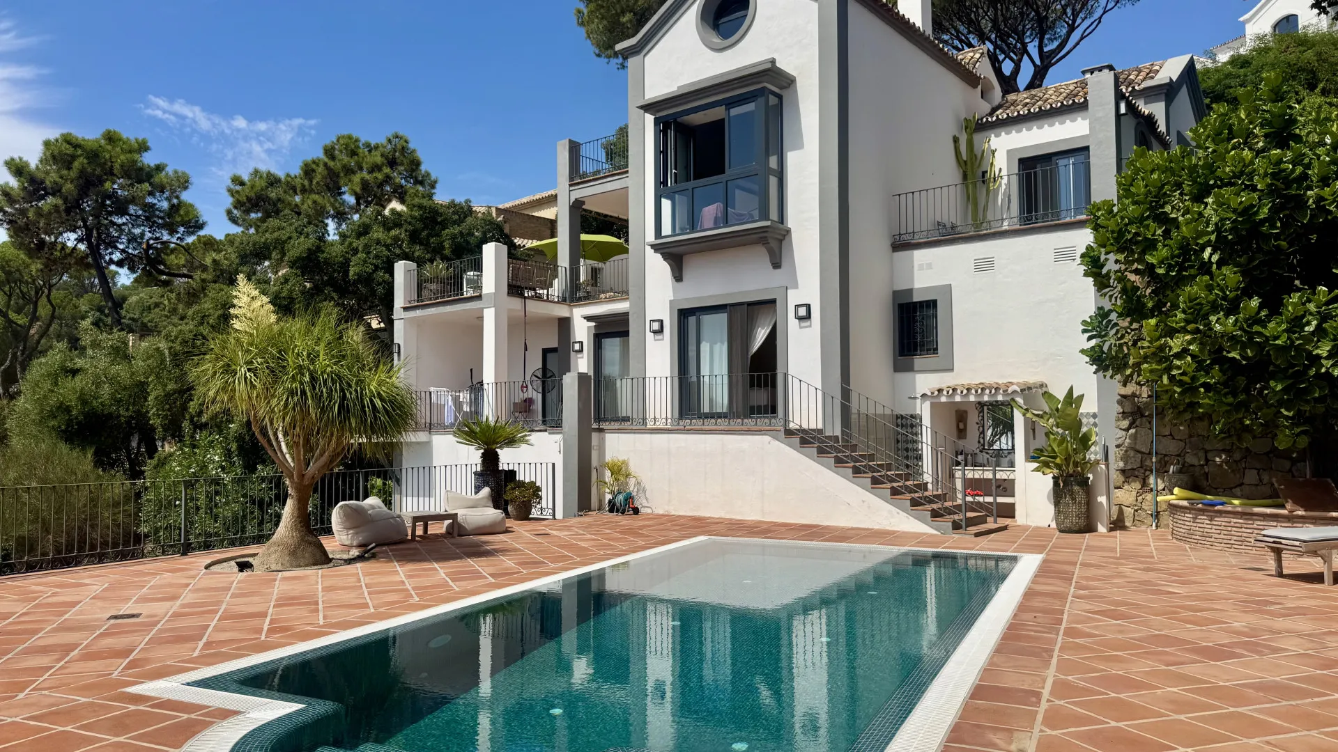 Villa en venta en El Madroñal