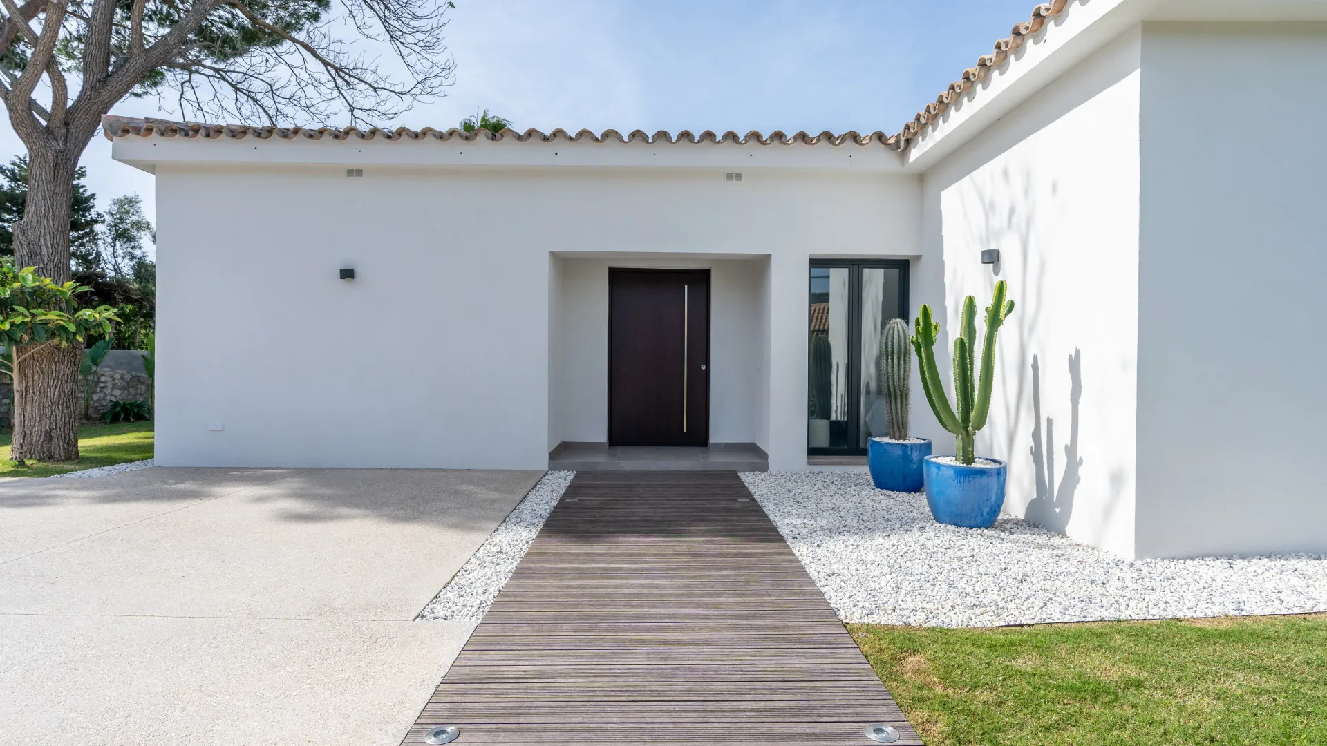 4 bedrooms house in Elviria for sale