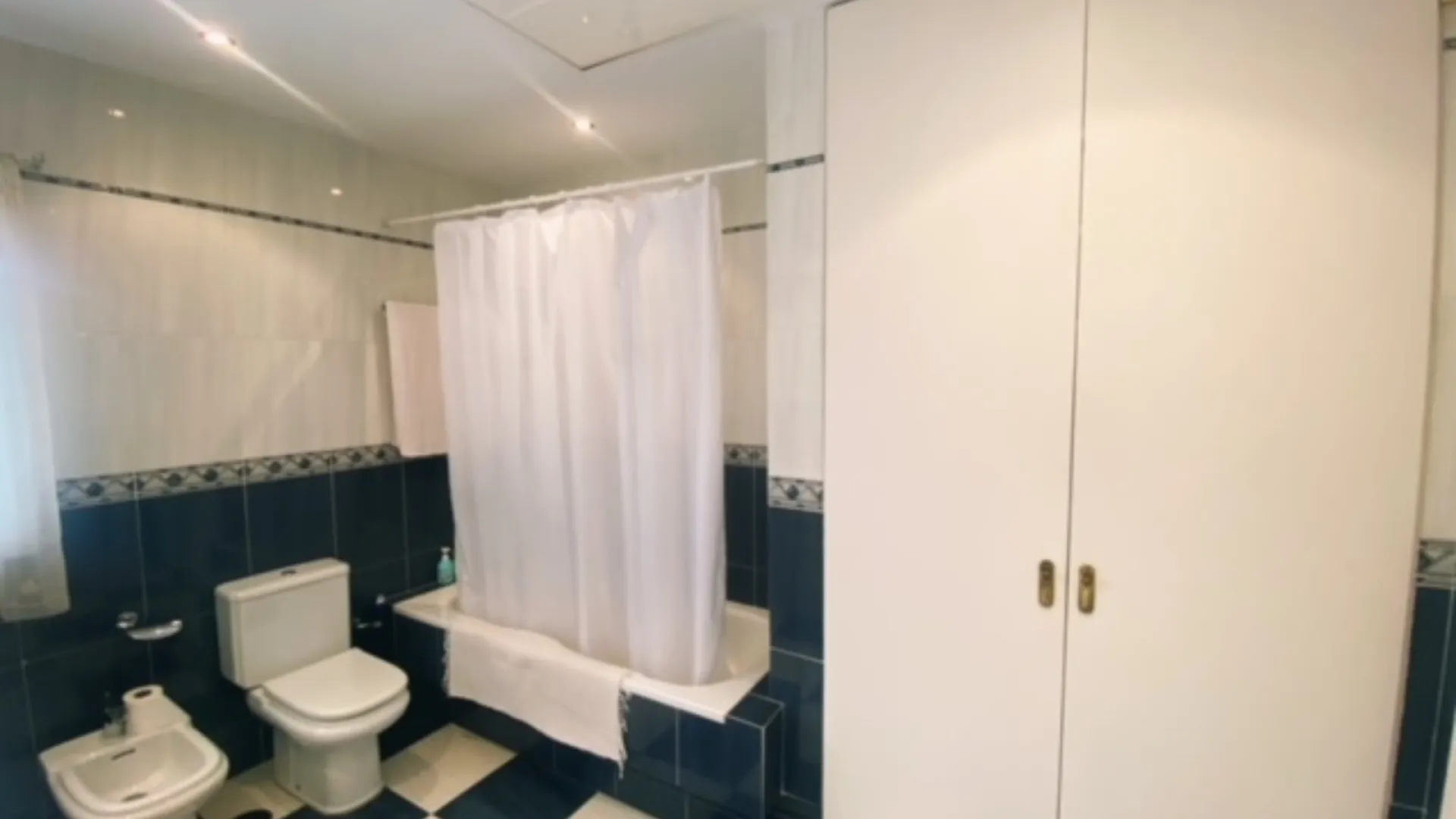 Comprar casa en Sitio de Calahonda con 6 dormitorios