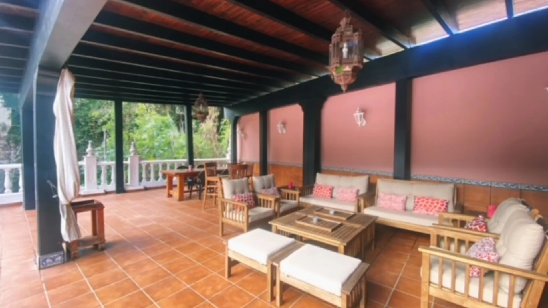 Comprar casa en Sitio de Calahonda con 6 dormitorios