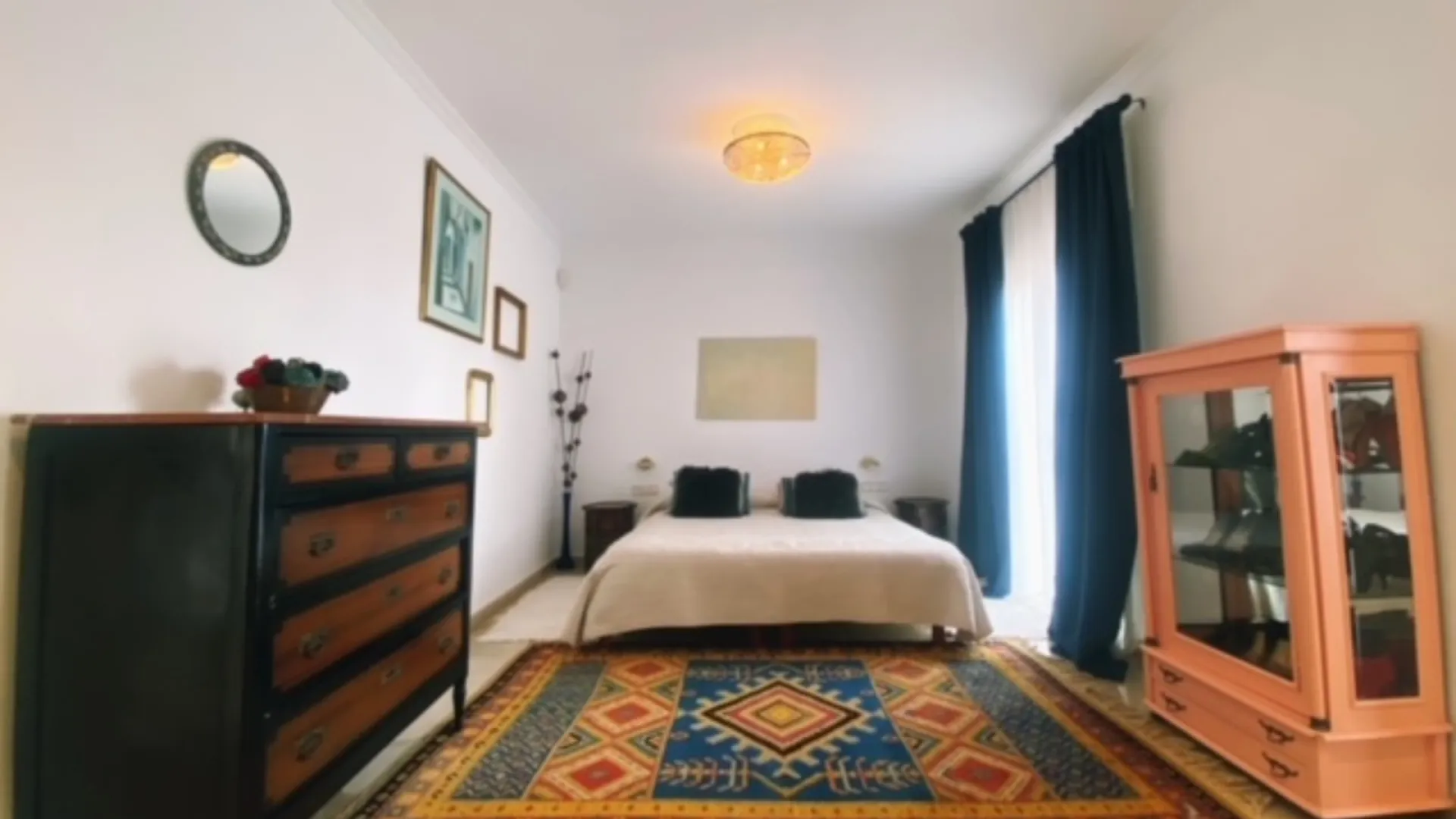 Comprar casa en Sitio de Calahonda con 6 dormitorios