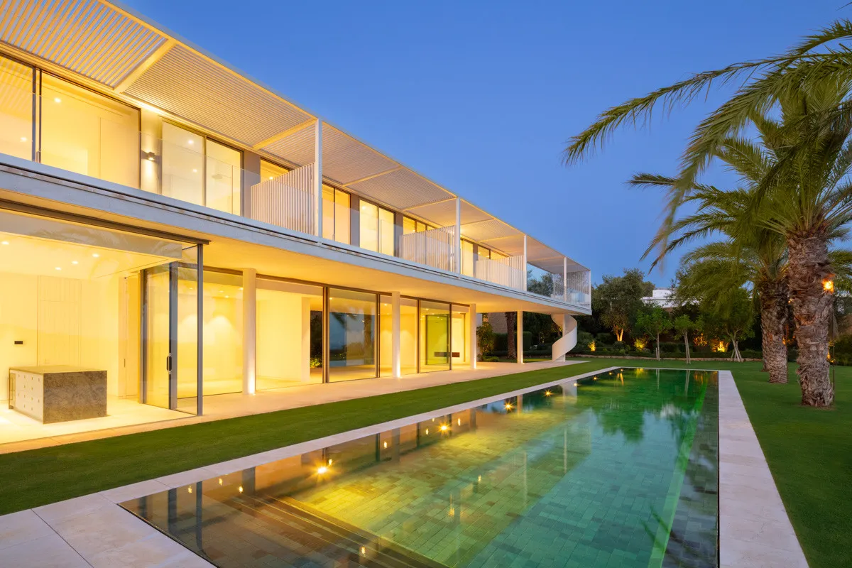 Comprar villa de 5 dormitorios en Finca Cortesin