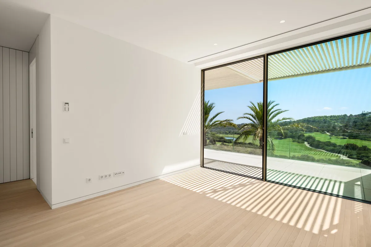 Comprar villa de 5 dormitorios en Finca Cortesin