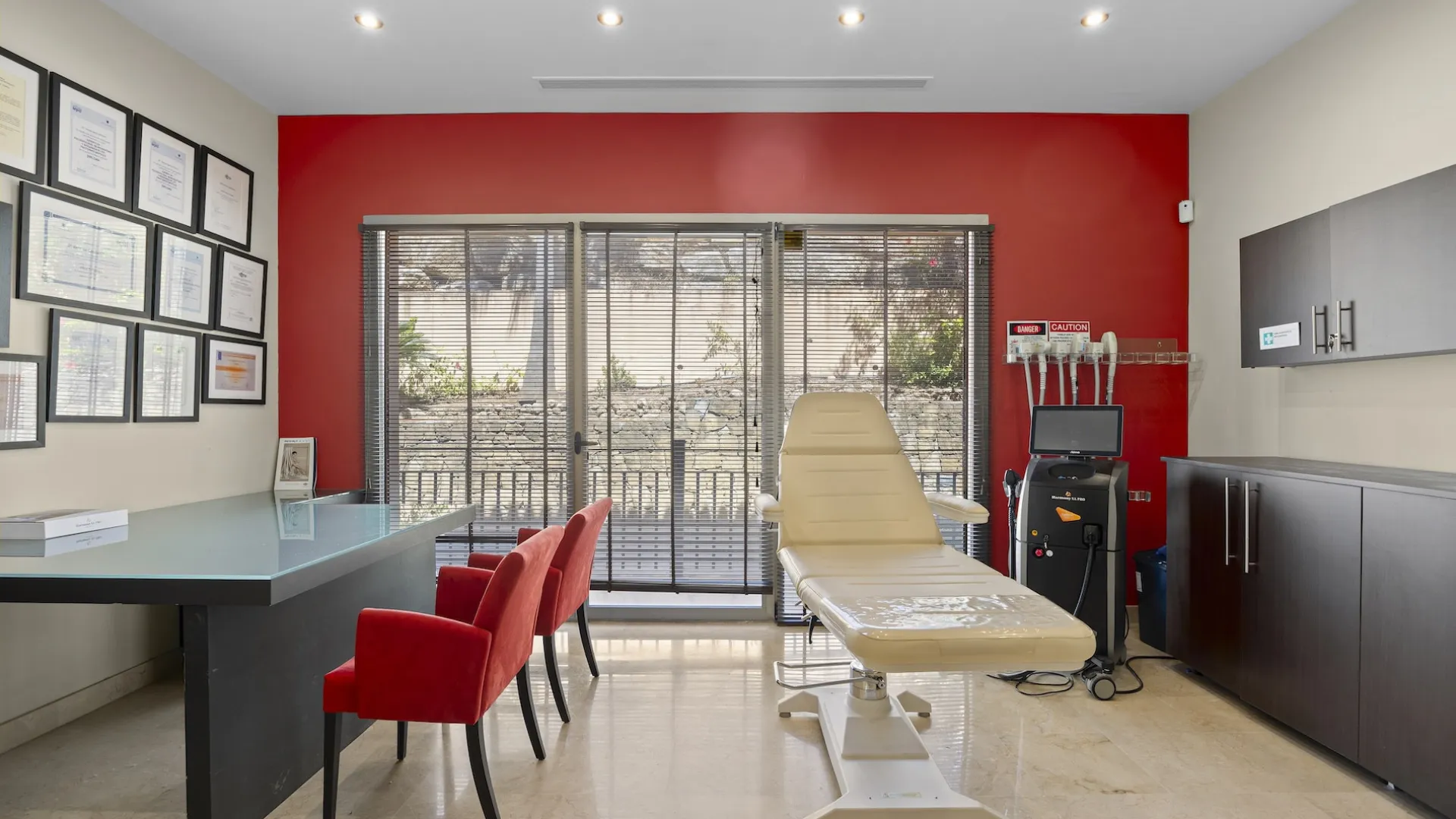 Office in Marbella for sale