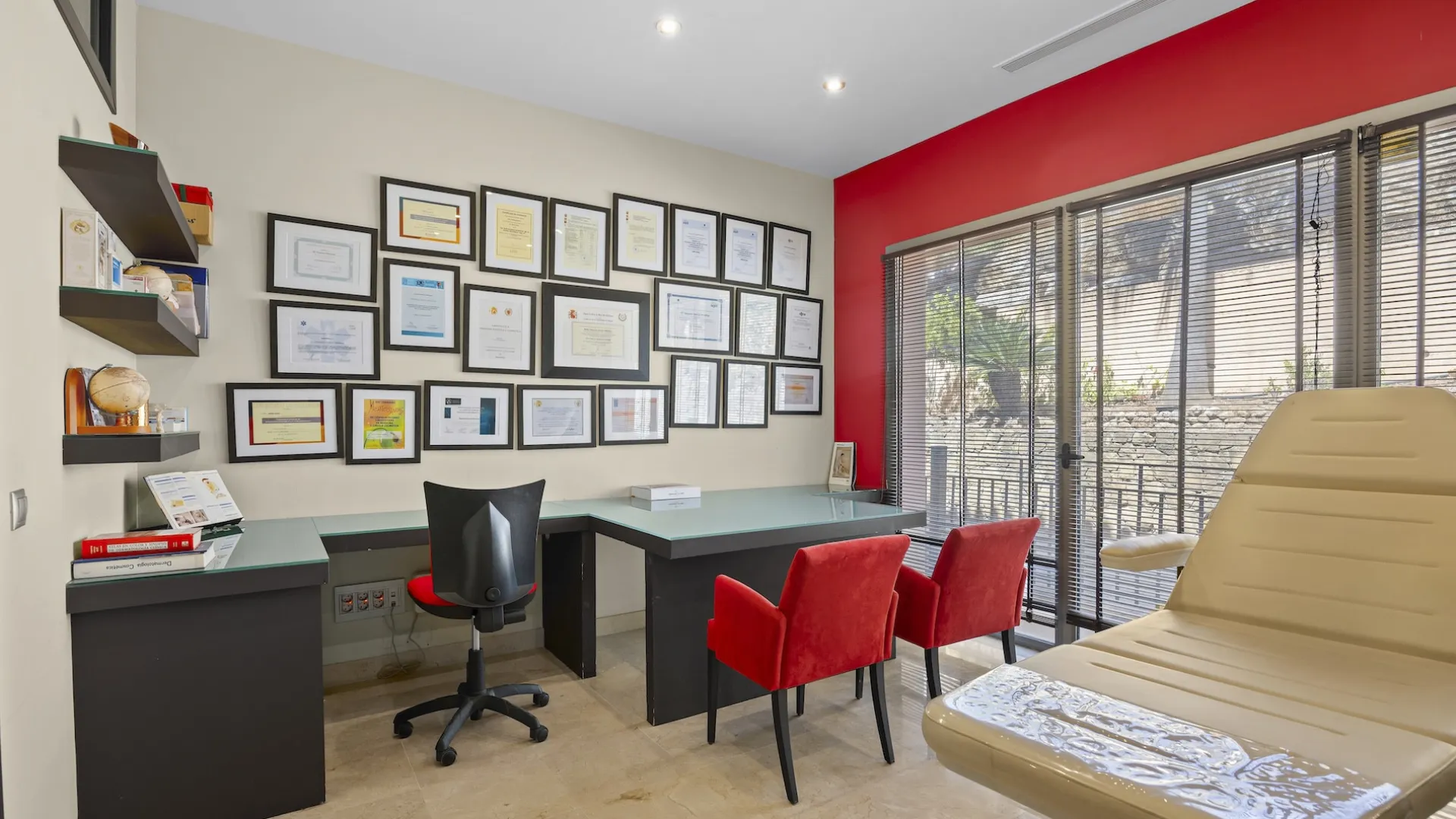 Office in Marbella for sale