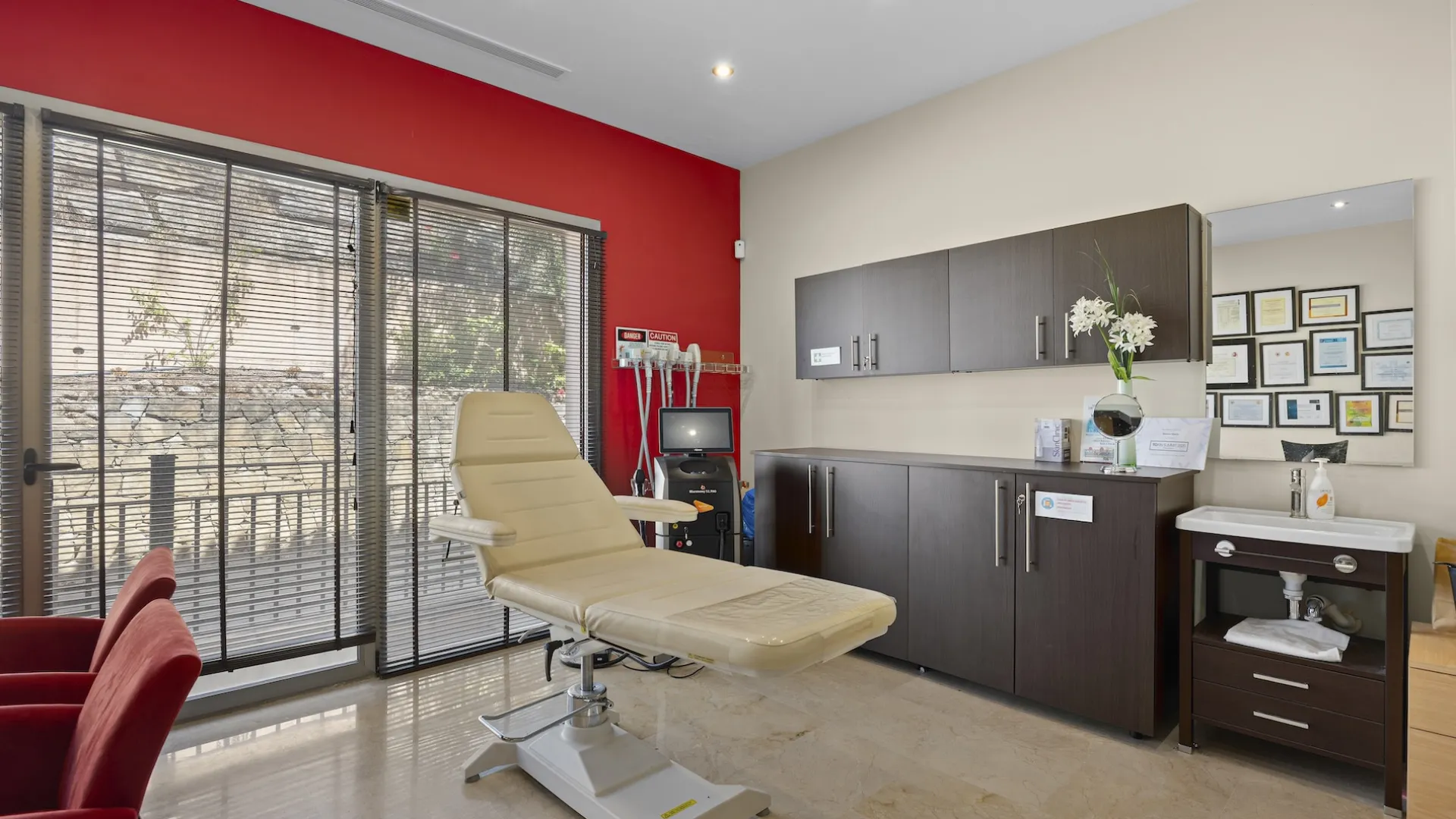 Office in Marbella for sale